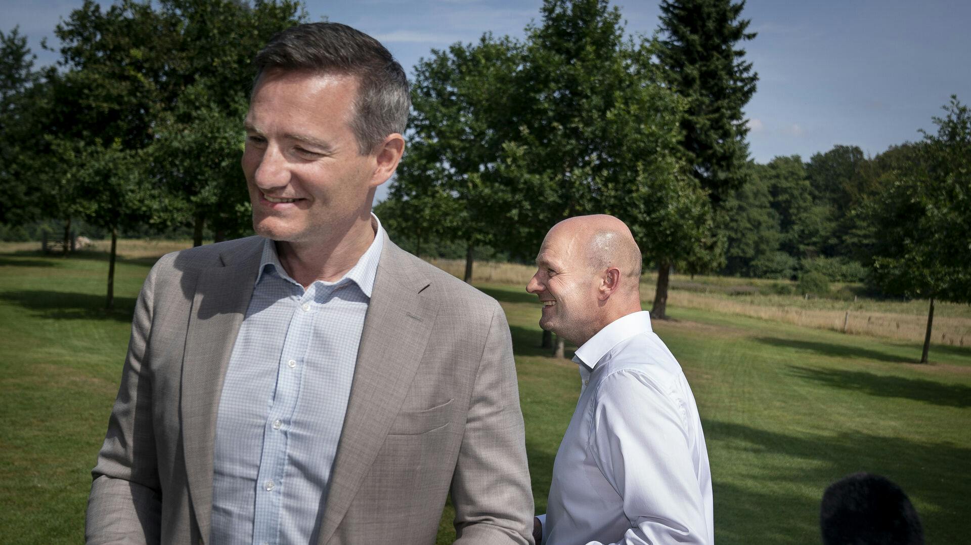 Rasmus Jarlov vælger helbred og familie før kampen om magten efter Papes alt for tidlige død.