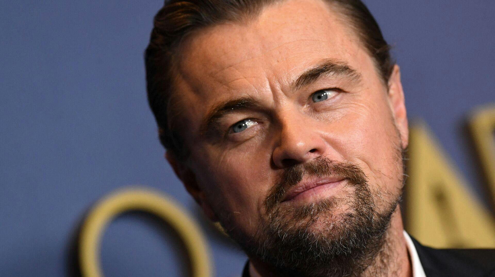 Har Leonardo DiCaprio rykket sin aldersgrænse?