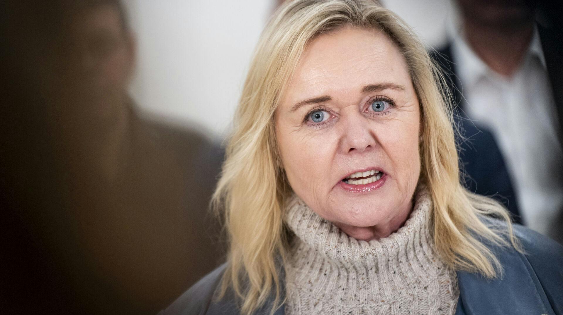 Mona Juul er 56 år gammel.