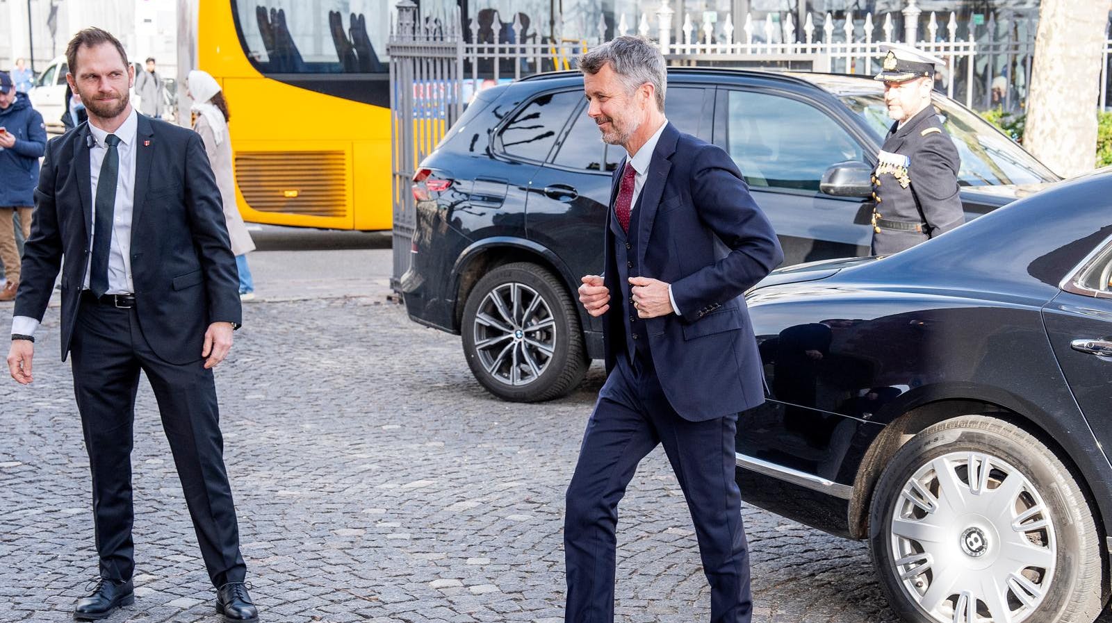 Kong Frederik, 55, har konsekvent nægtet at tale med pressen, efter at Casanova-sagen eksploderede.