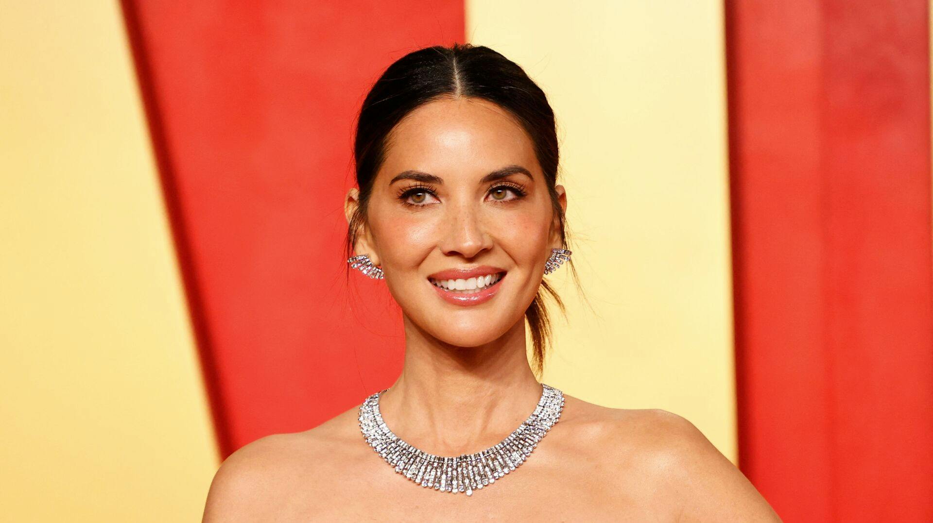 Olivia Munn afslører kræftsygdom. 
