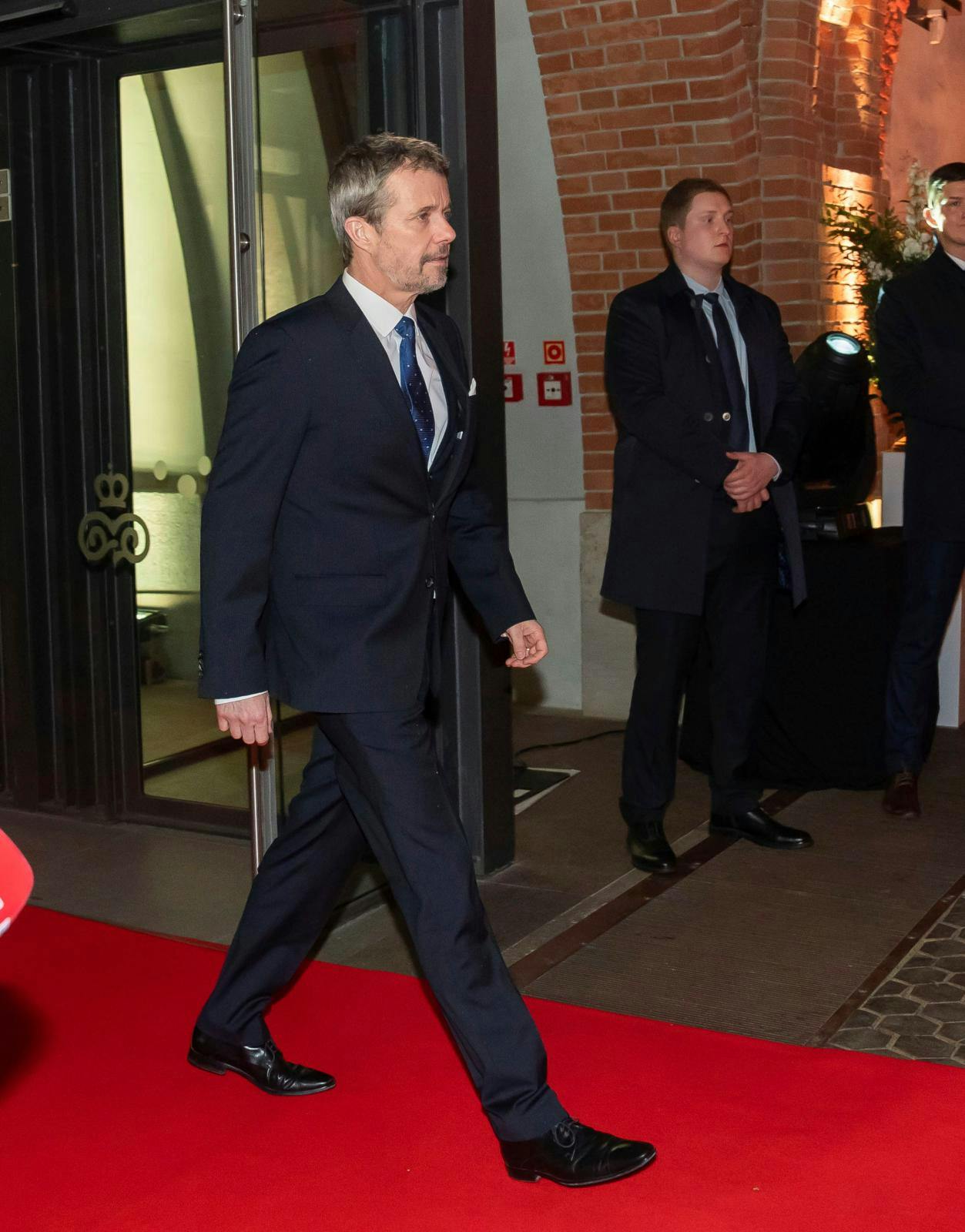 Da Kongen var på officiel rejse til Polen i januar undgik han også kritiske spørgsmål.