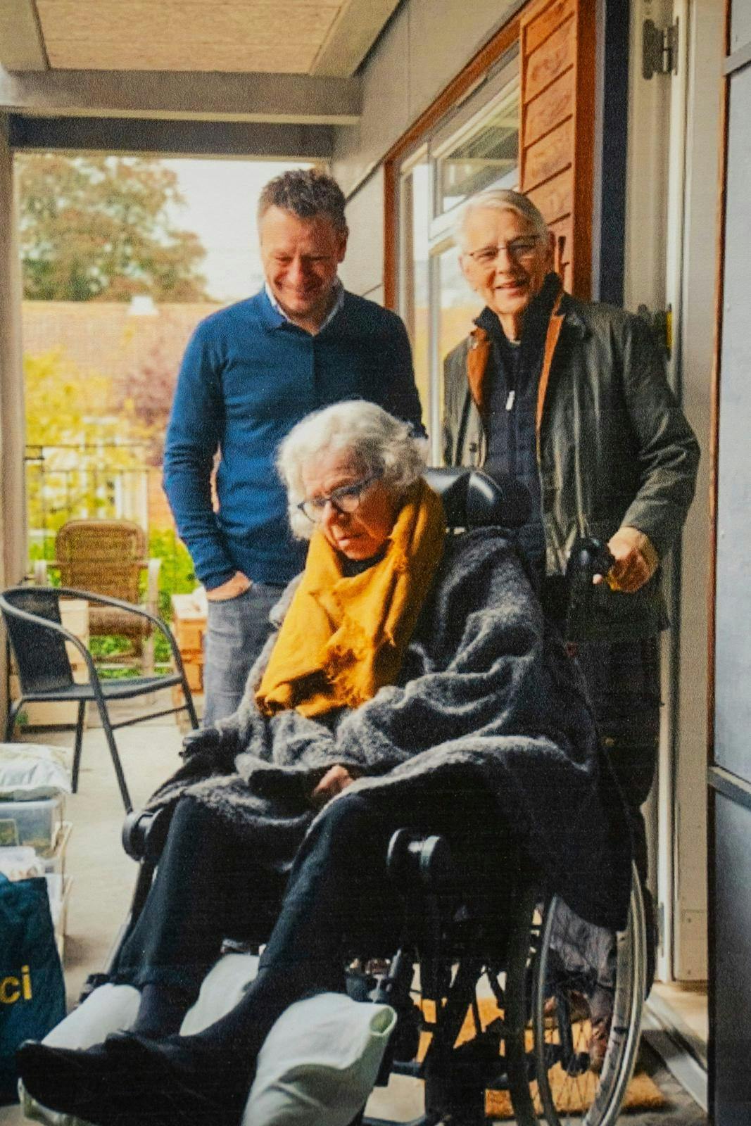 Her er et billede fra Marianns sidste tid. Ebbe besøgte hende på plejehjemmet flere gange hver dag