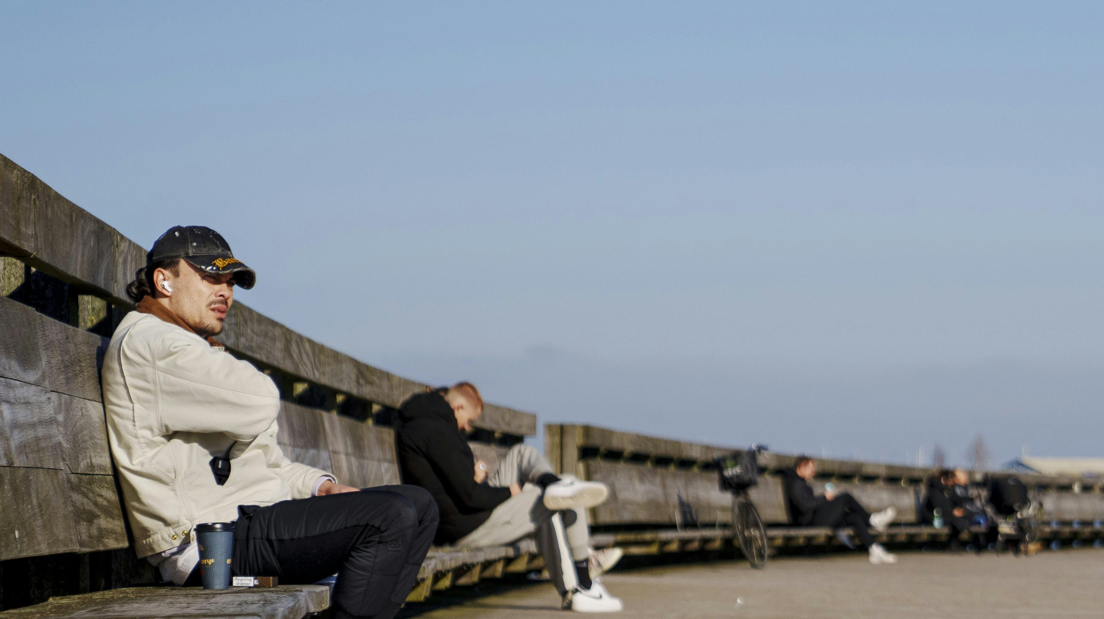 Solskin og lidt forår i luften ved Svanemølle Strand i København, torsdag den 7 marts 2024. (Foto: Liselotte Sabroe/Ritzau Scanpix)