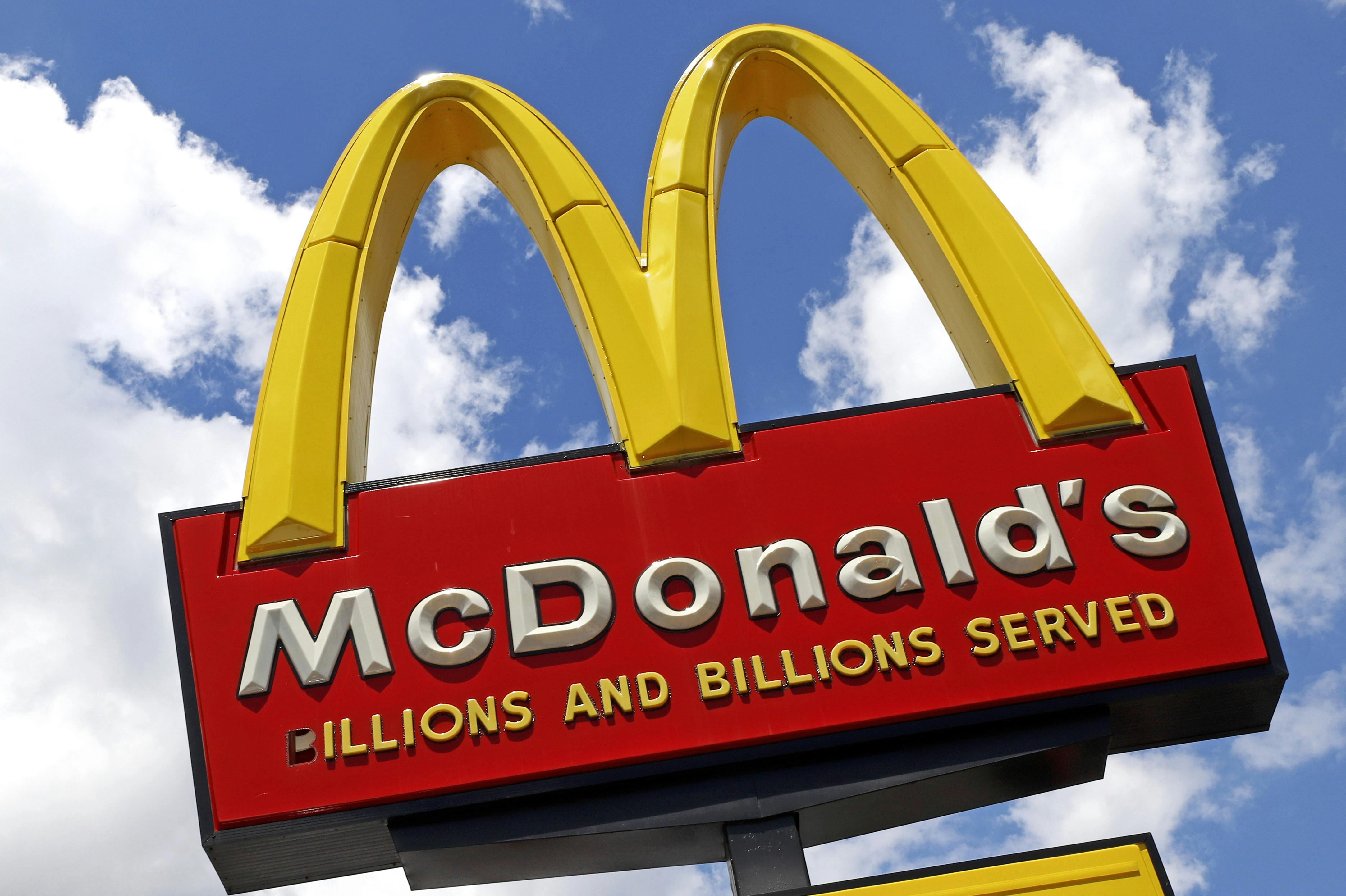 McDonald's oplever lige nu tekniske problemer verden over. 