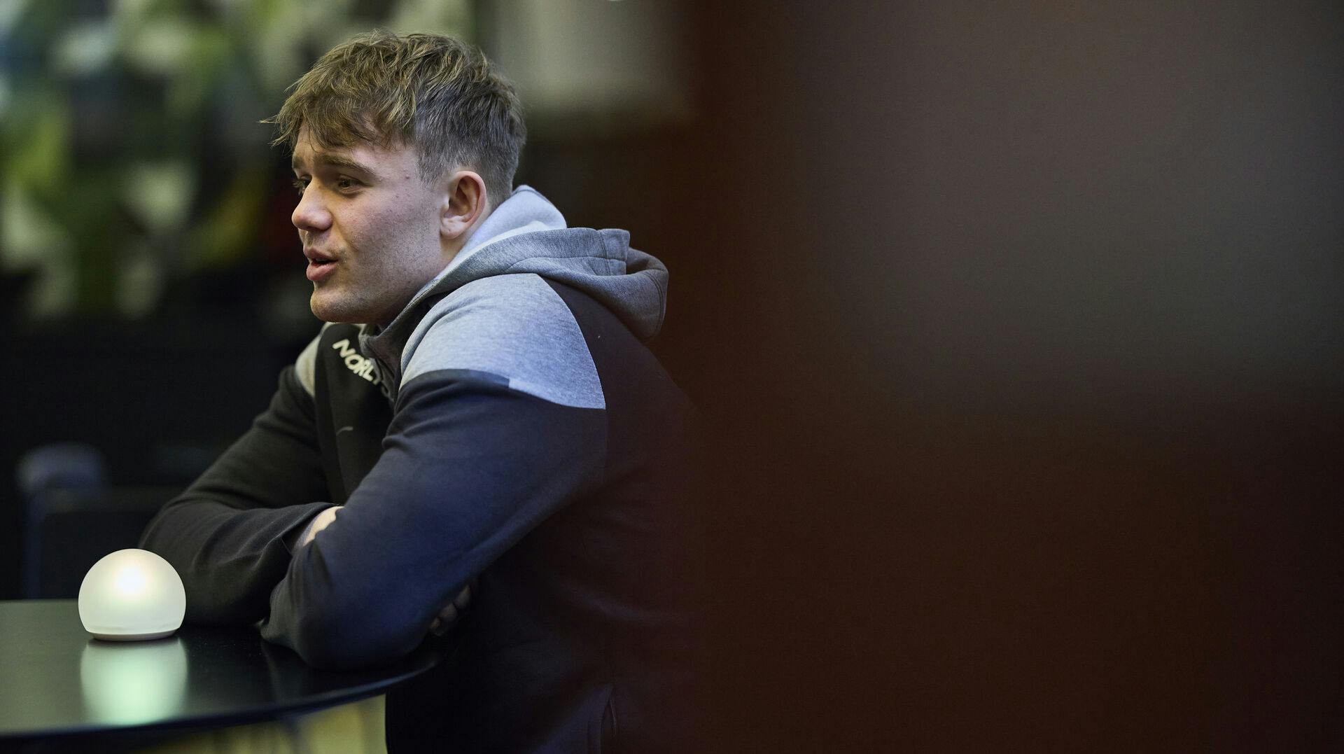 Thomas Arnoldsen under håndboldherrernes pressemøde i Aarhus onsdag den 13. marts 2024. Holdet møder Schweiz som start på forberedelserne til sommerens OL i Frankrig. (Foto: Mikkel Berg Pedersen/Ritzau Scanpix)