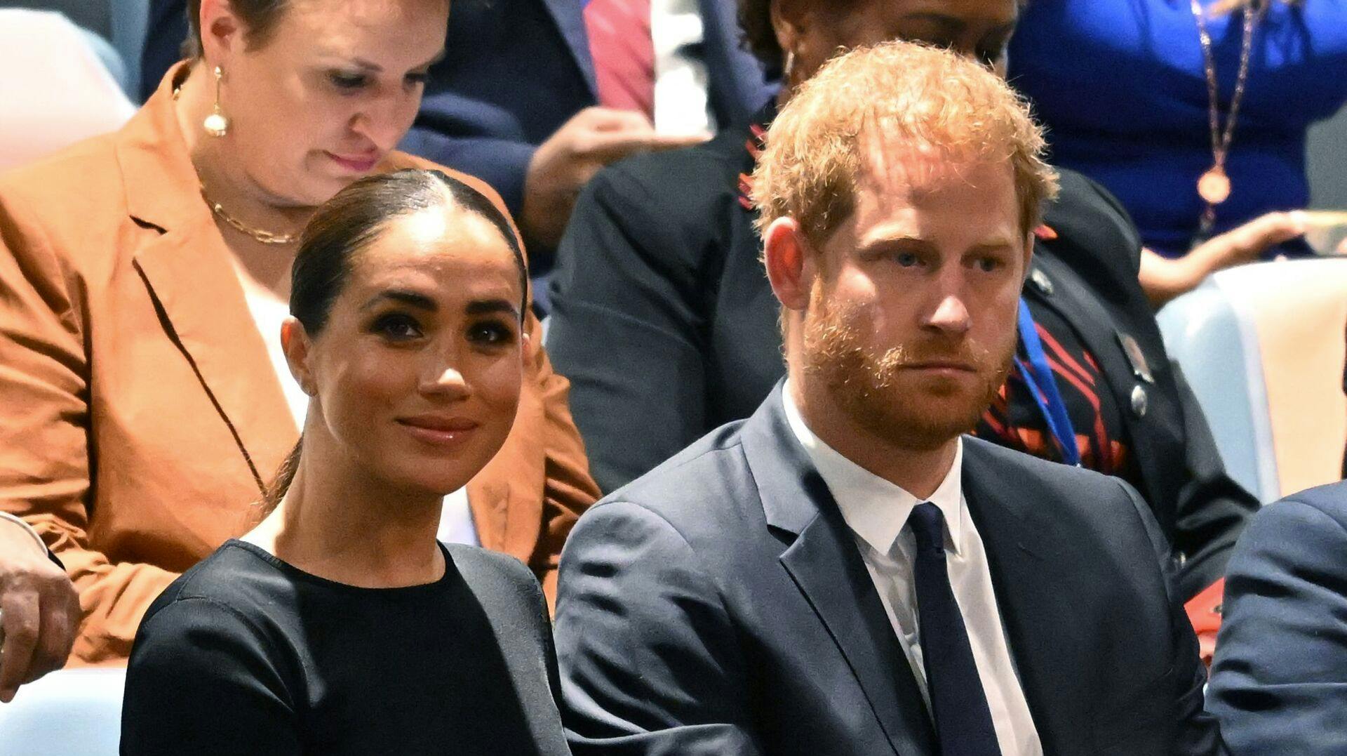 Prins Harry og Meghan Markle er forsvundet fra den officielle hjemmeside. 