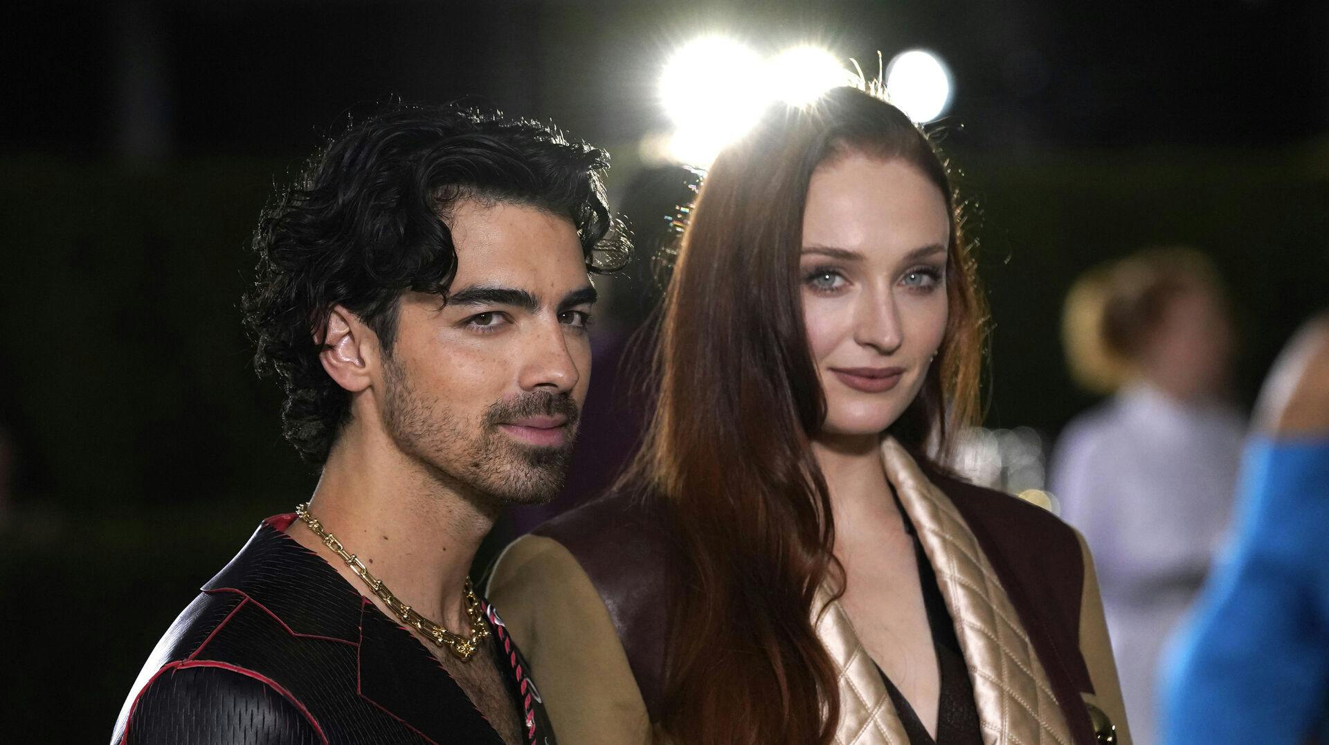 Sophie Turner og Joe Jonas gik fra hinanden i september sidste år, men skilsmissen er endnu ikke på plads.