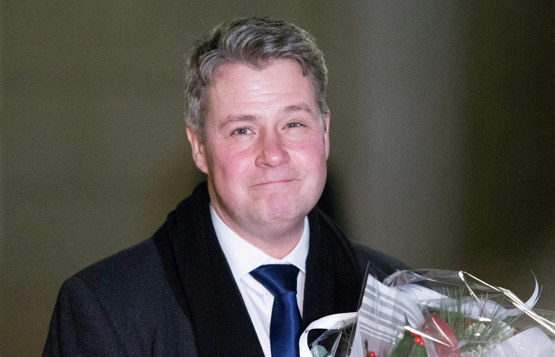 Den tidligere norske justitsminster, Per-Willy Amundsen, er kommet i alvorlige problemer efter sine opslag på Facebook.