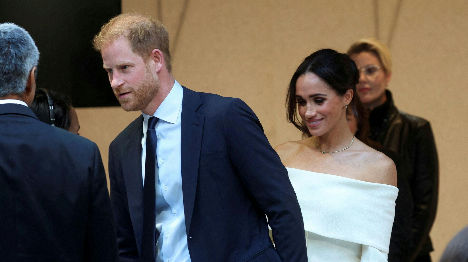 Prins Harry og Meghan risikerer nu at skulle finde et andet land at bo i.