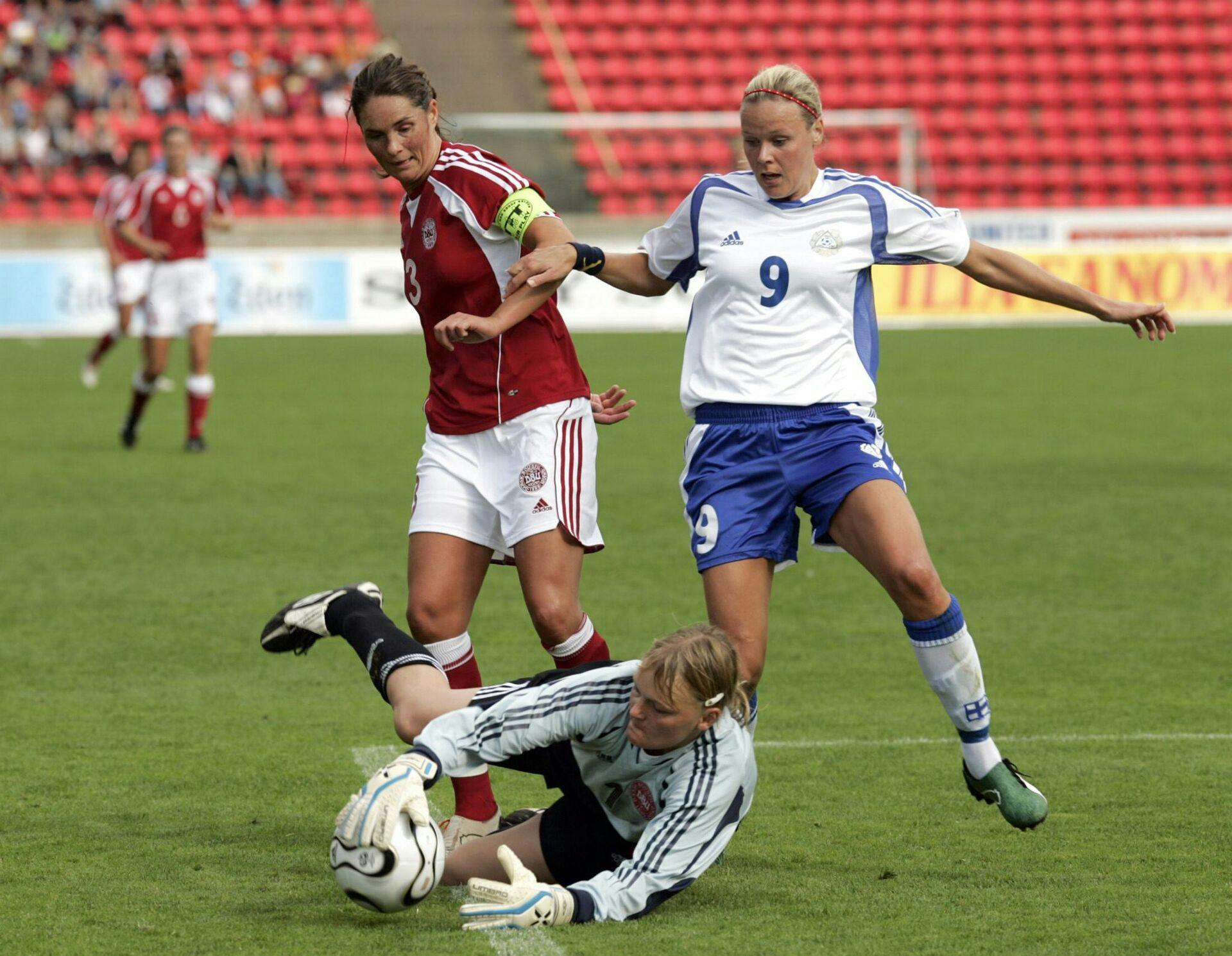 Heidi Johansen stod 80 landskampe for Danmark fra 2000 - 2012.&nbsp;