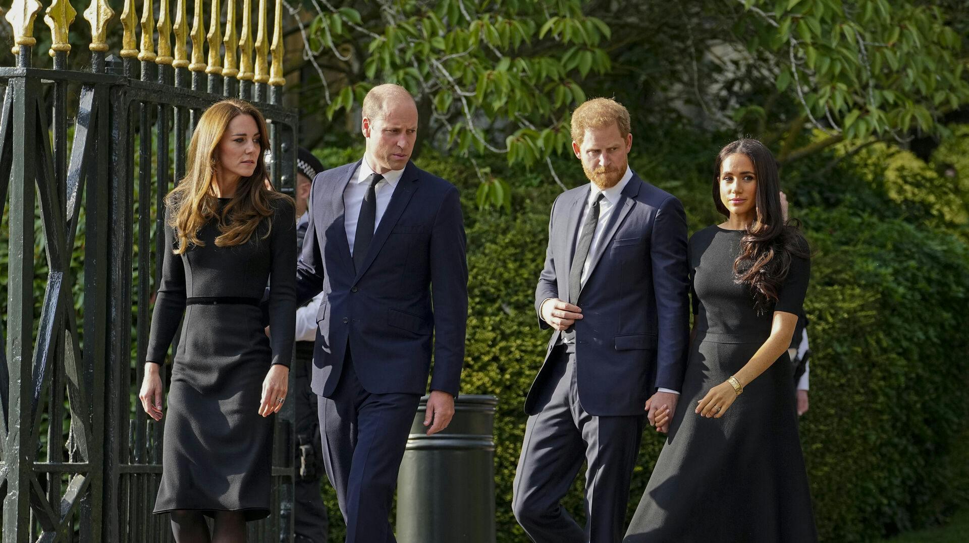 Prins Harry og hertuginde Meghan Markle sender de bedste ønsker til Kate Middleton, der fredag delte med omverdenen, at hun er blevet ramt af kræft.