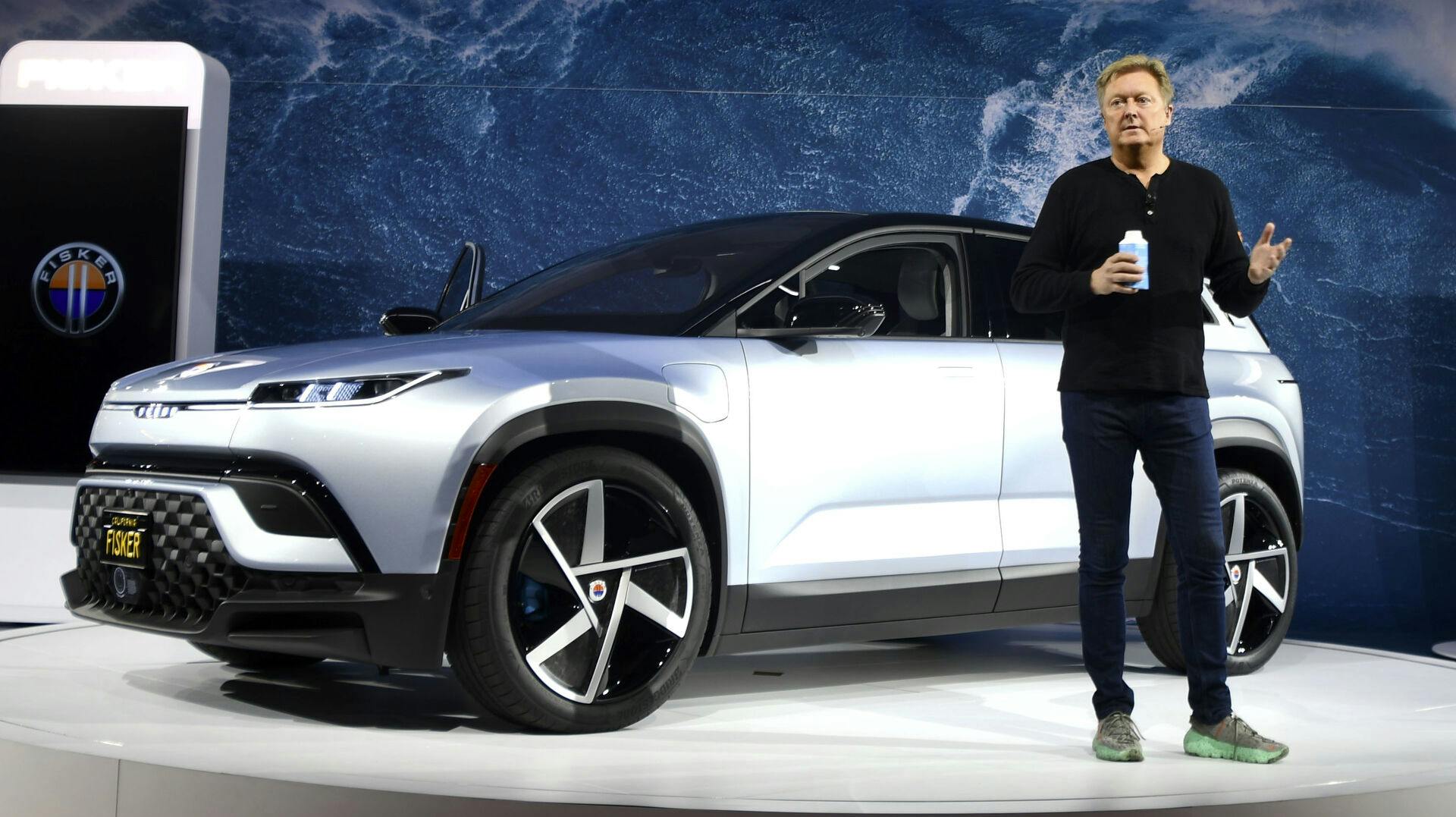 Krisen er total for danske Henrik Fisker.