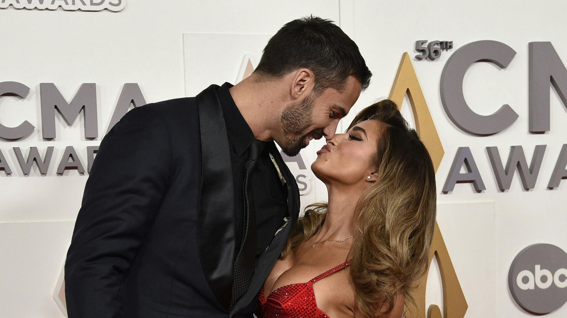 Eric Decker og hustruen Jessie James Decker.