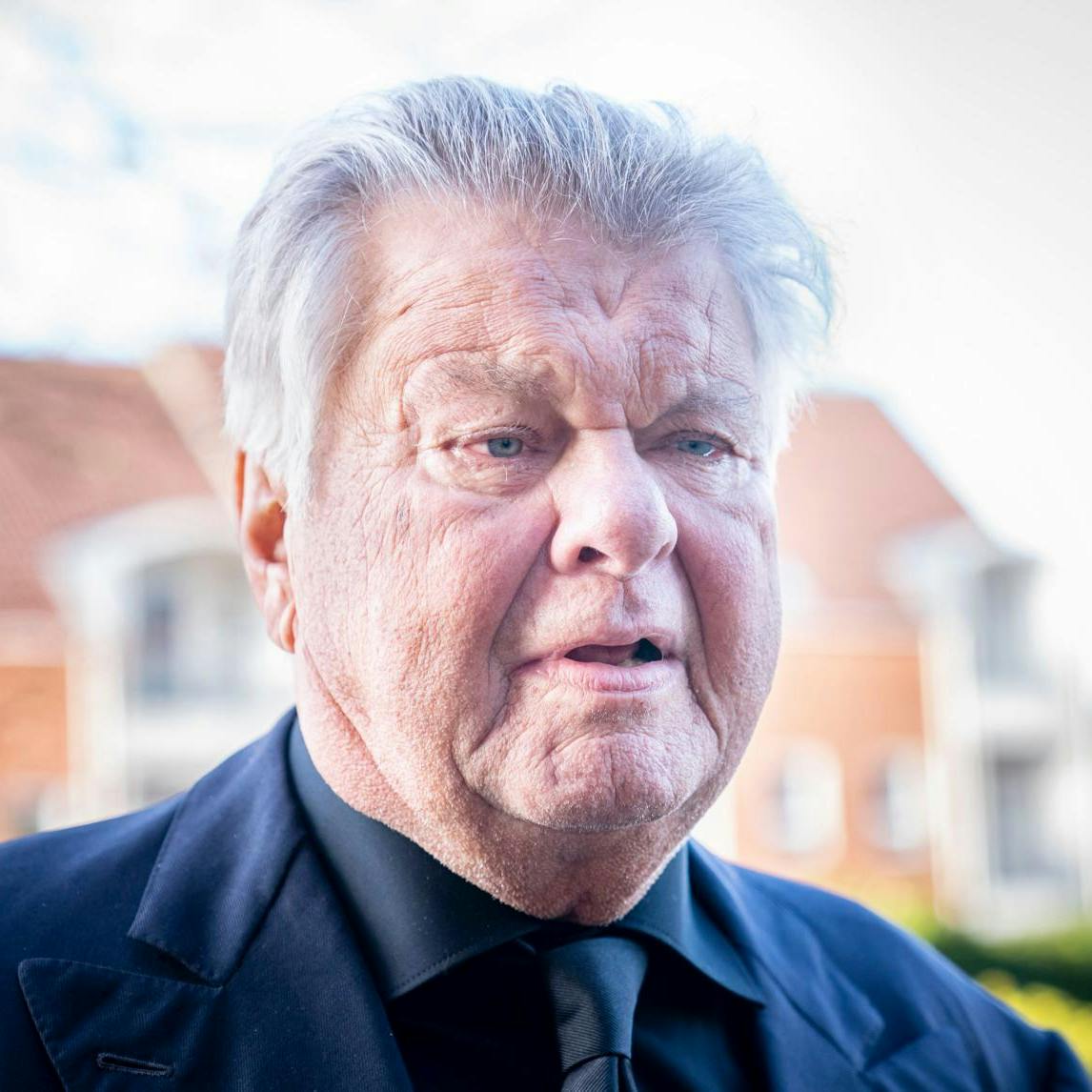 Christian Kjær har de seneste år lagt mange af sine venner i graven. I dag erkender han, at det snart er hans tur.