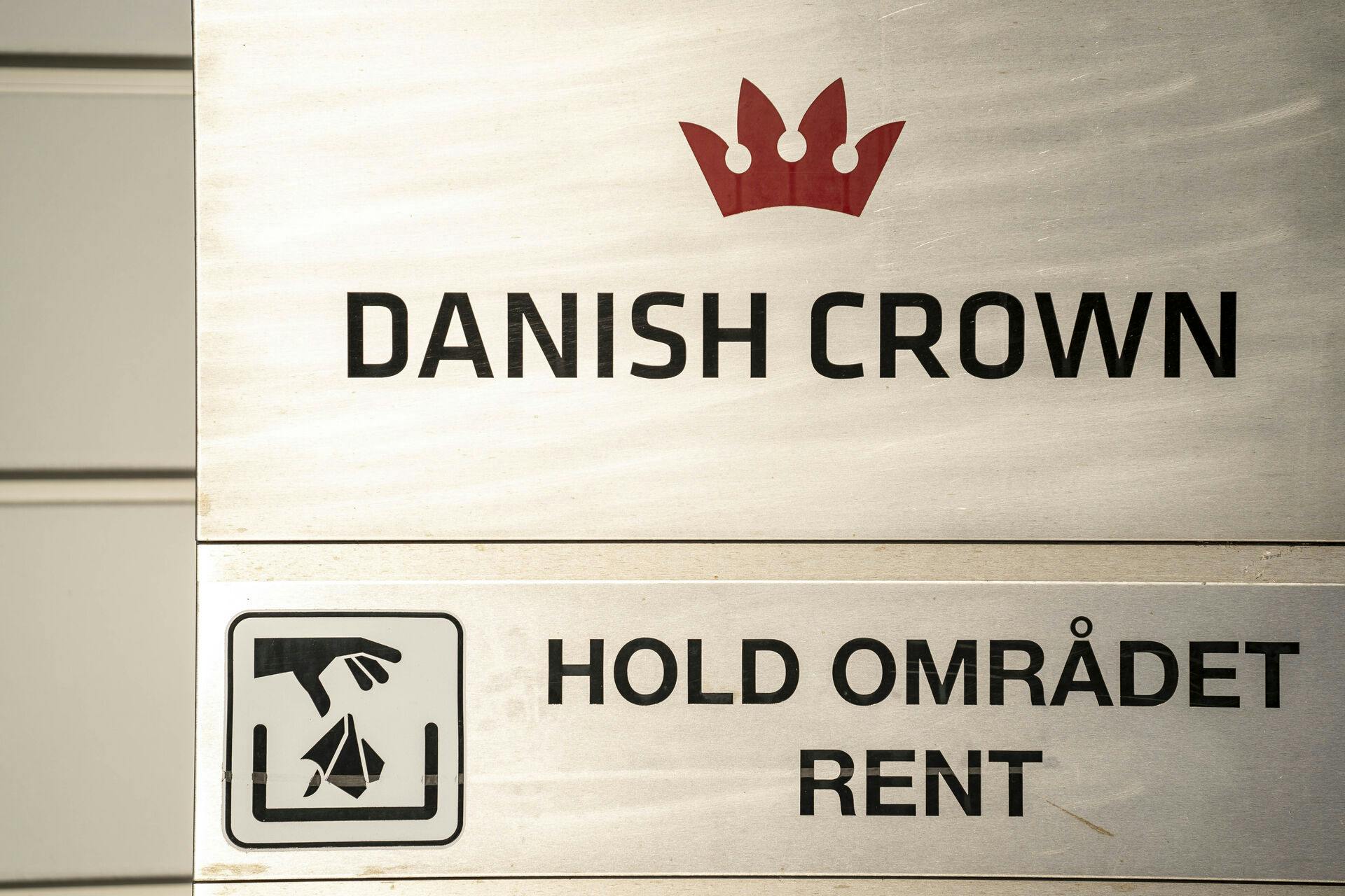 Slagteriet Danish Crown i Ringsted er midlertidigt lukket på grund af udbrud af coronasmitte, i Ringsted mandag den 10. august 2020.. (Foto: Mads Claus Rasmussen/Ritzau Scanpix)