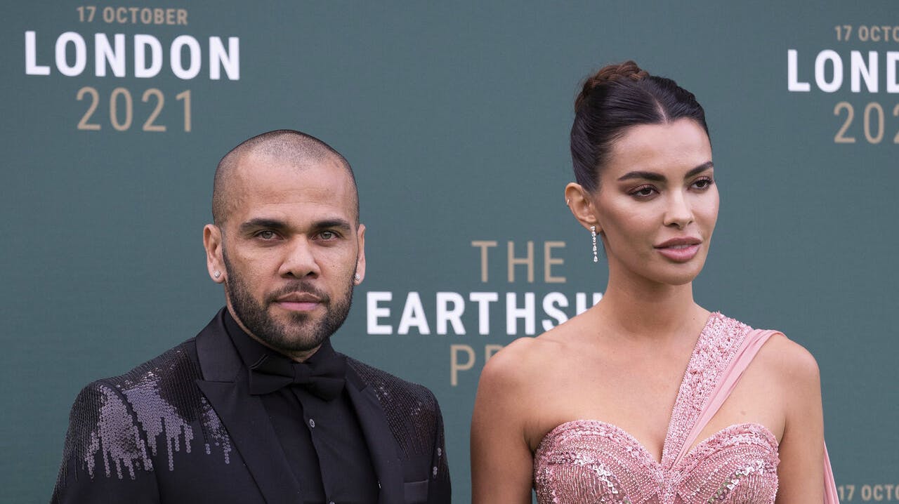 Dani Alves og Joana Sanz har tilsyneladende genoptaget forholdet. 