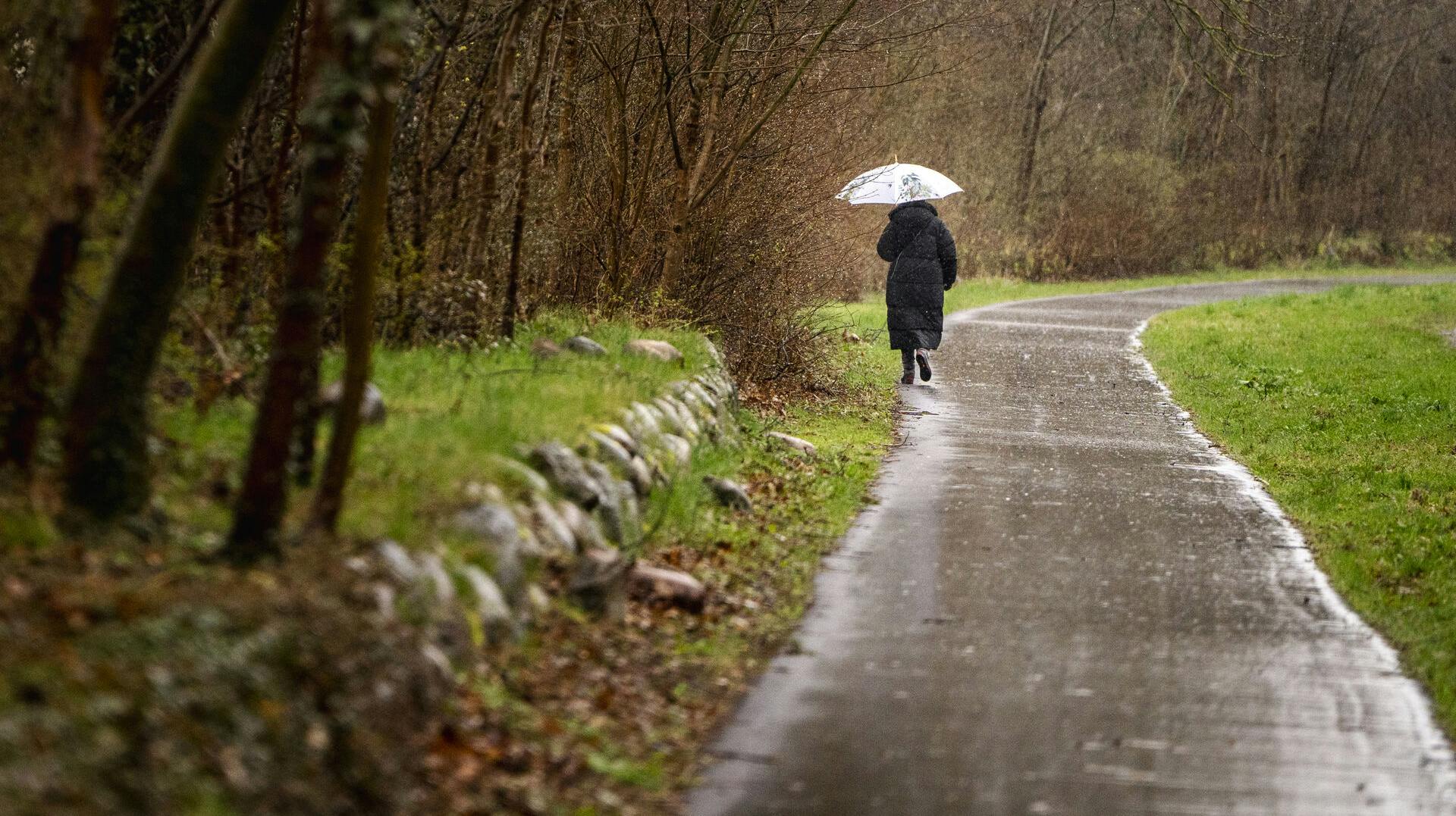 Nu må regnen gerne finde et andet sted at "lege".