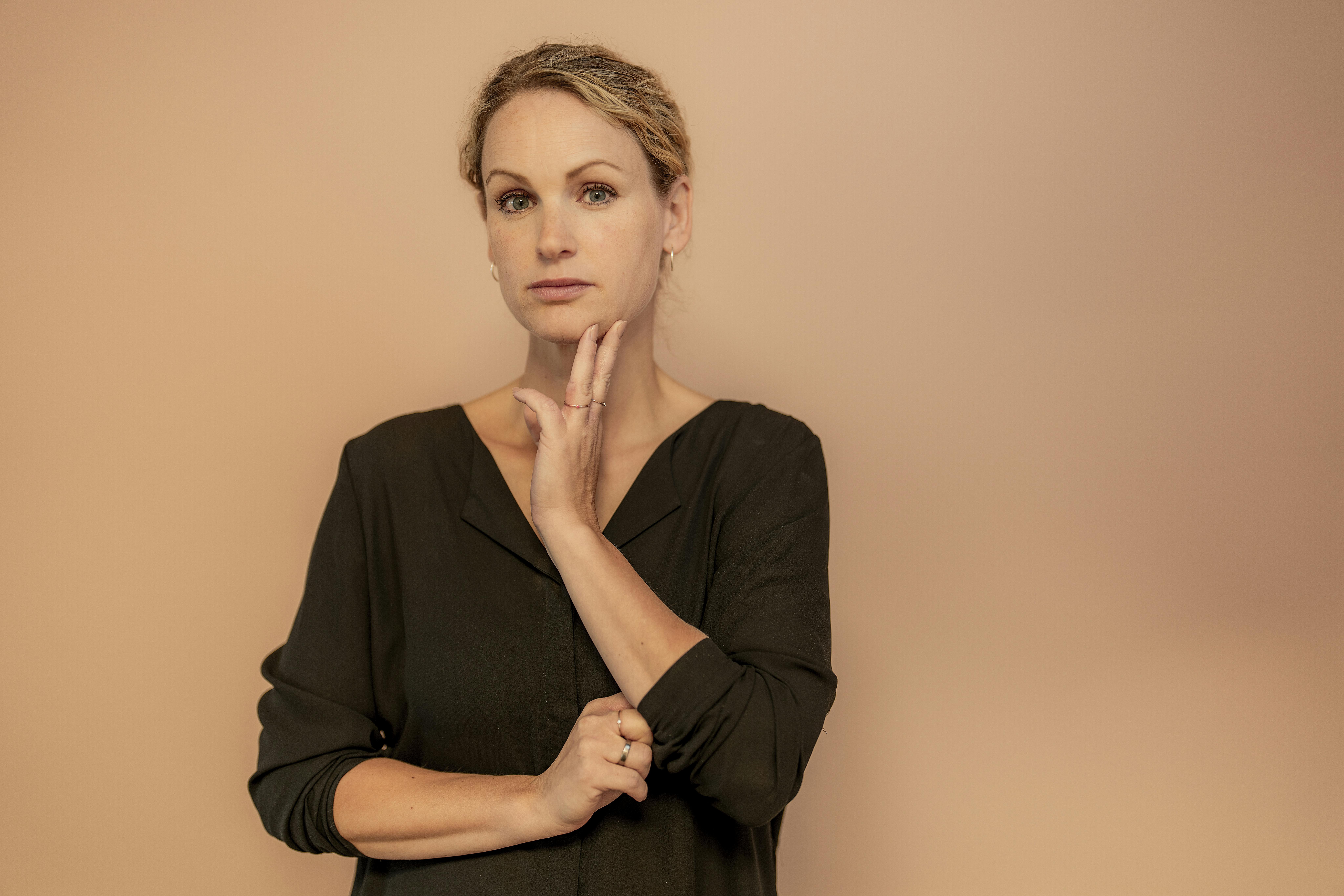 Pernille Skipper har mange jern i ilden – nu er et af dem taget ud.