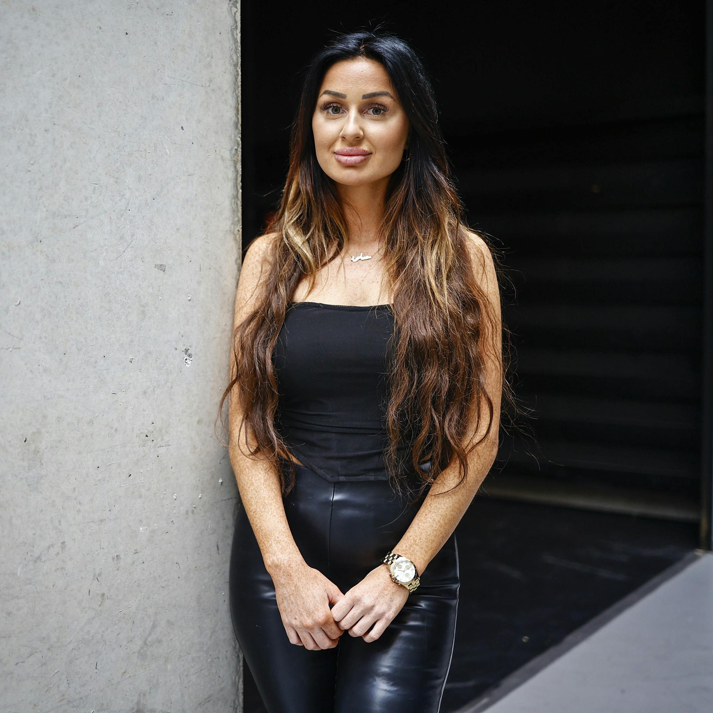 Vivi Bach til pressedag på "Paradise Hotel". På dette tidspunkt havde Vivi vundet, men sæsonen var endnu ikke blevet sendt.