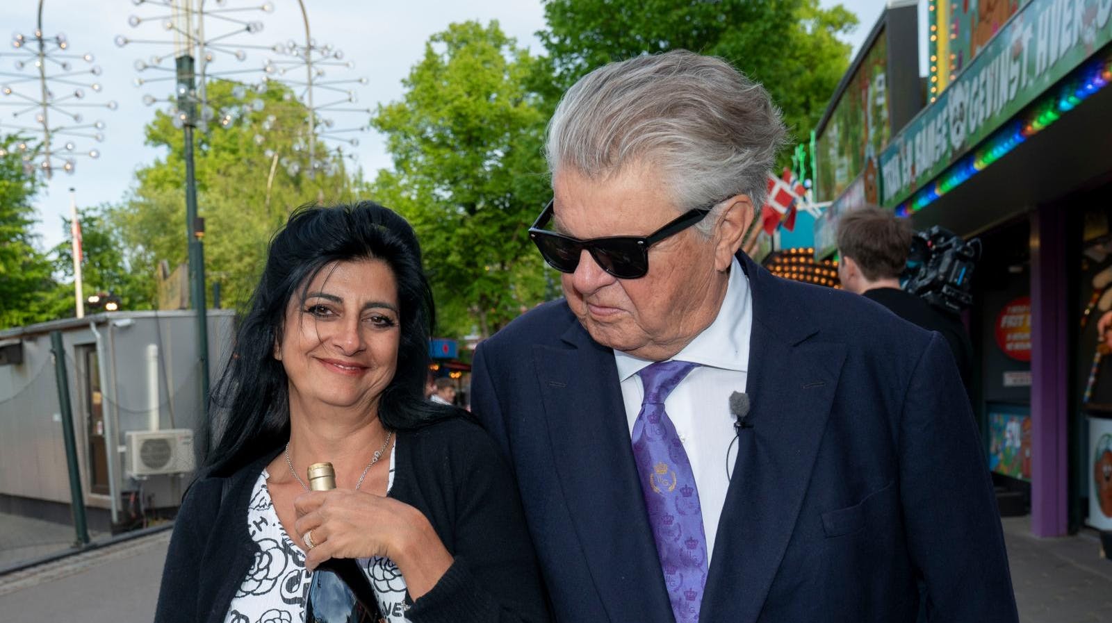 Susan og Christian er glade for selskab og har ofte været på den røde løber eller til arrangementer i København. Nu er de flyttet helt tæt på for at kunne være en del af det pulserende byliv.