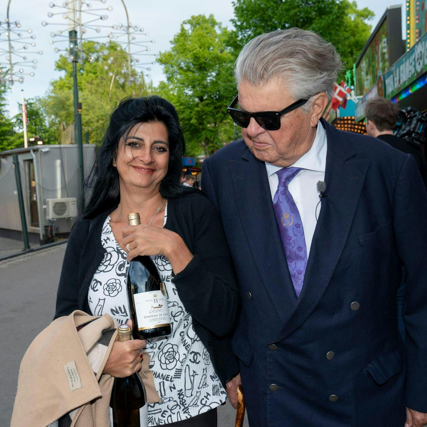 Susan og Christian er glade for selskab og har ofte været på den røde løber eller til arrangementer i København. Nu er de flyttet helt tæt på for at kunne være en del af det pulserende byliv.