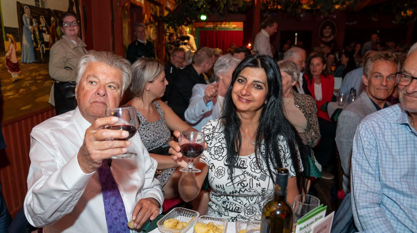 Skål, Susan - tak for handlen!