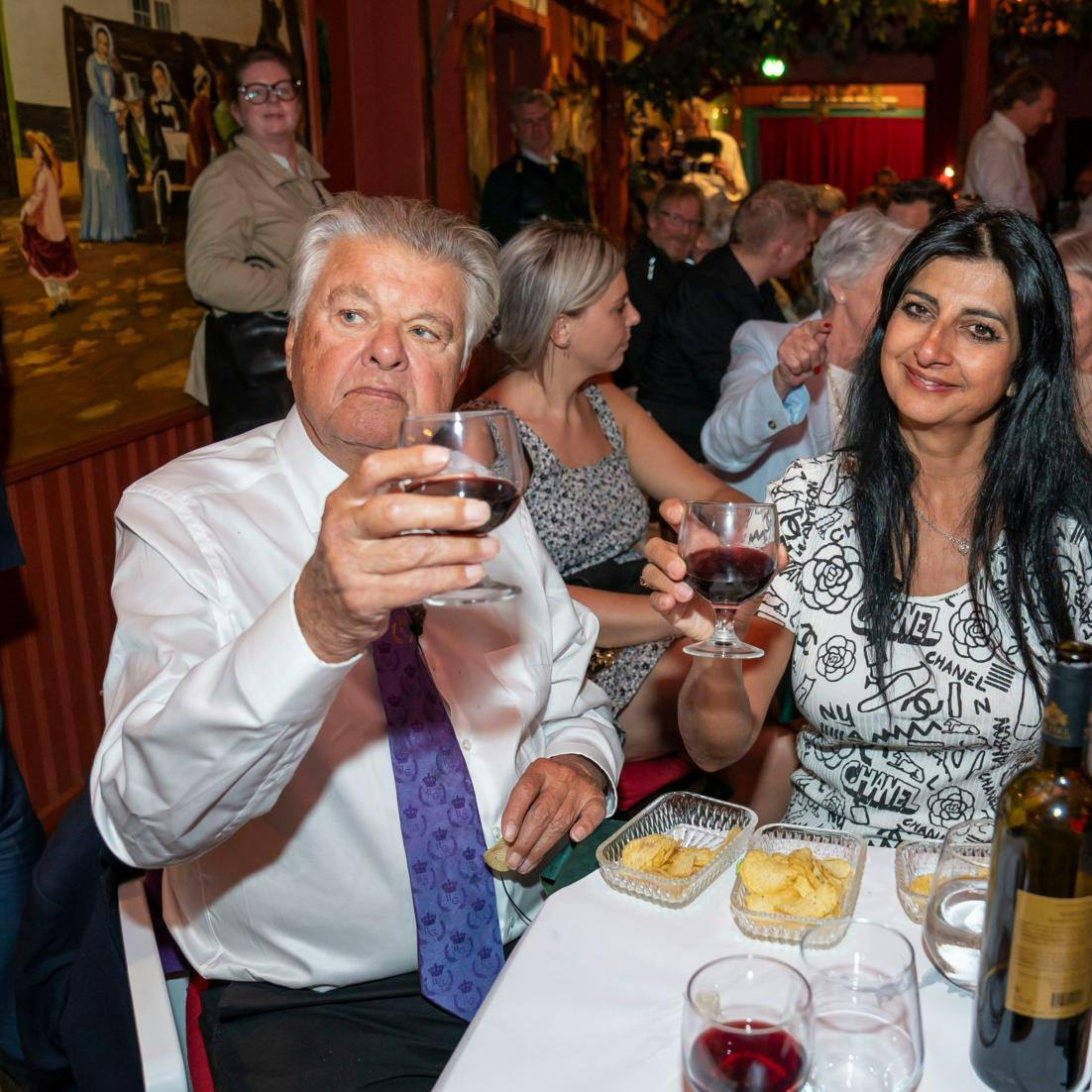 Skål, Susan - tak for handlen!