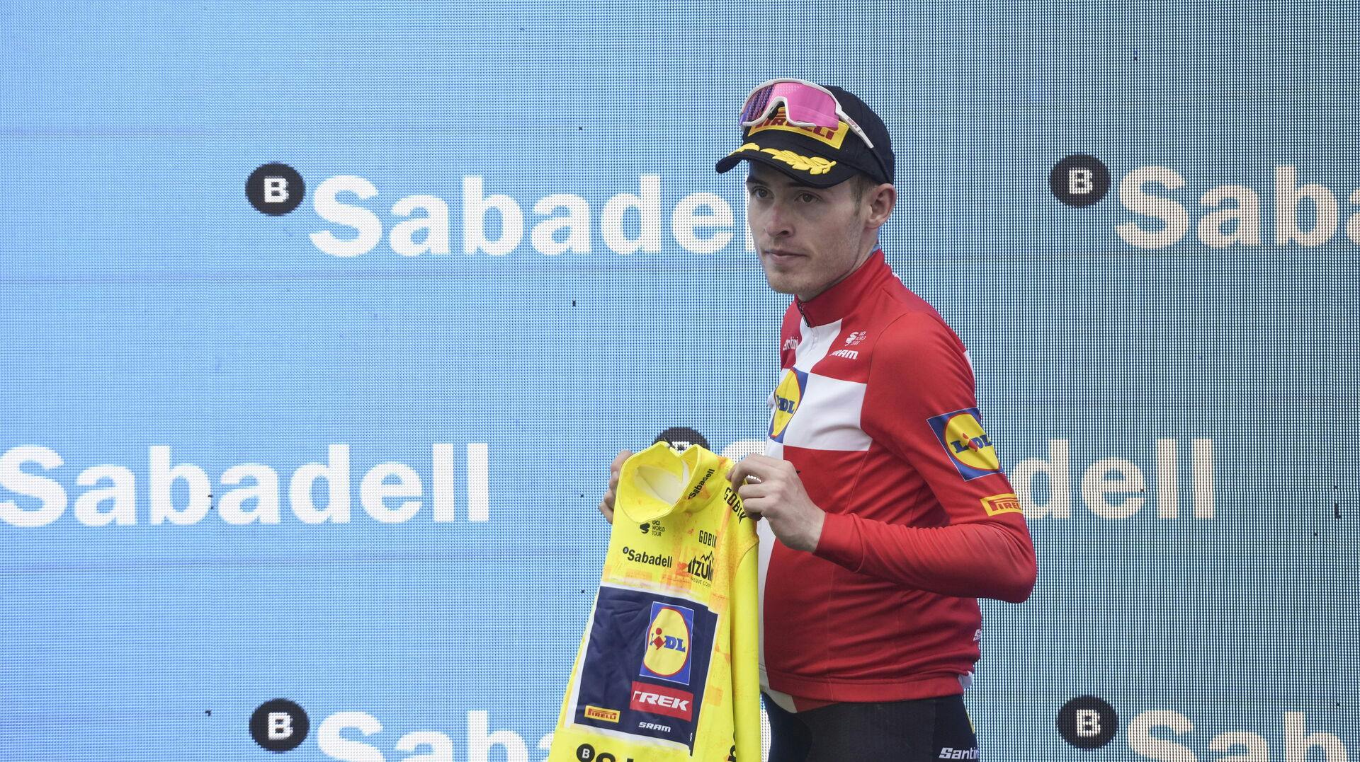 Mattias Skjelmose begyndte sidste etapedag i den gule førertrøje, men endte som nummer tre i Baskerlandt Rundt.