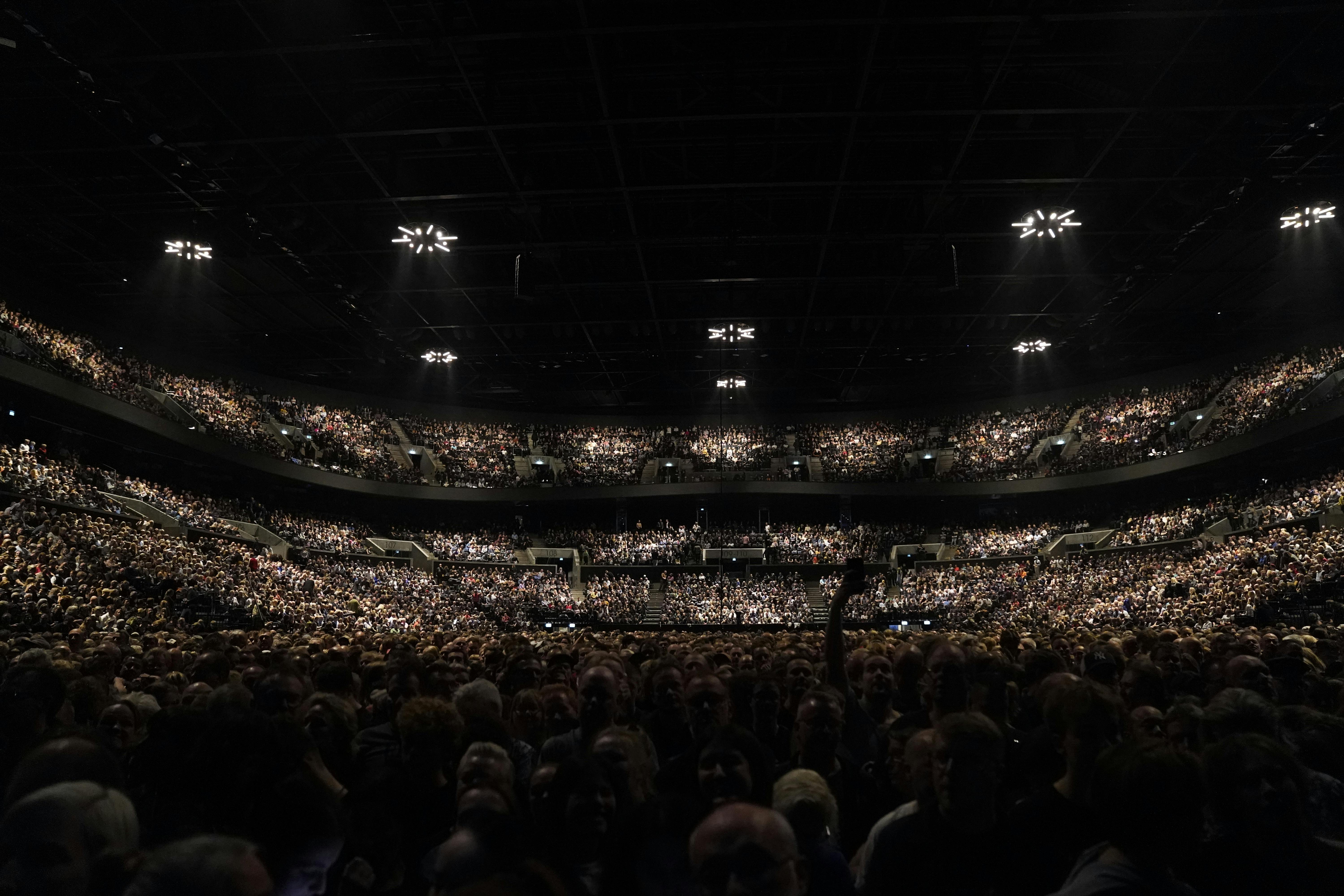 Britiske The Cure med Robert Smith i spidsen giver koncert i Royal Arena i Ørestad i København fredag den 14. oktober 2022.
