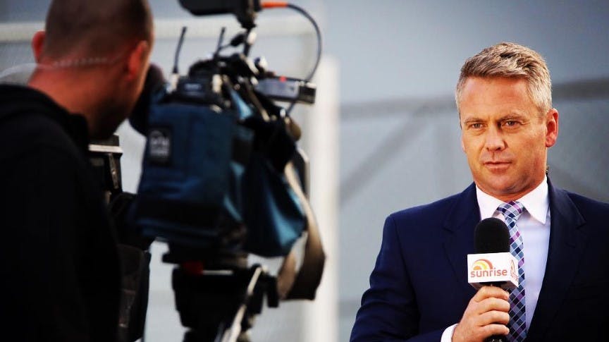 Den australske journalist Nathan Templeton er død i en alder af 44 år. Han blev fundet ved en flod, da han var ude for at gå en tur med sin hund.