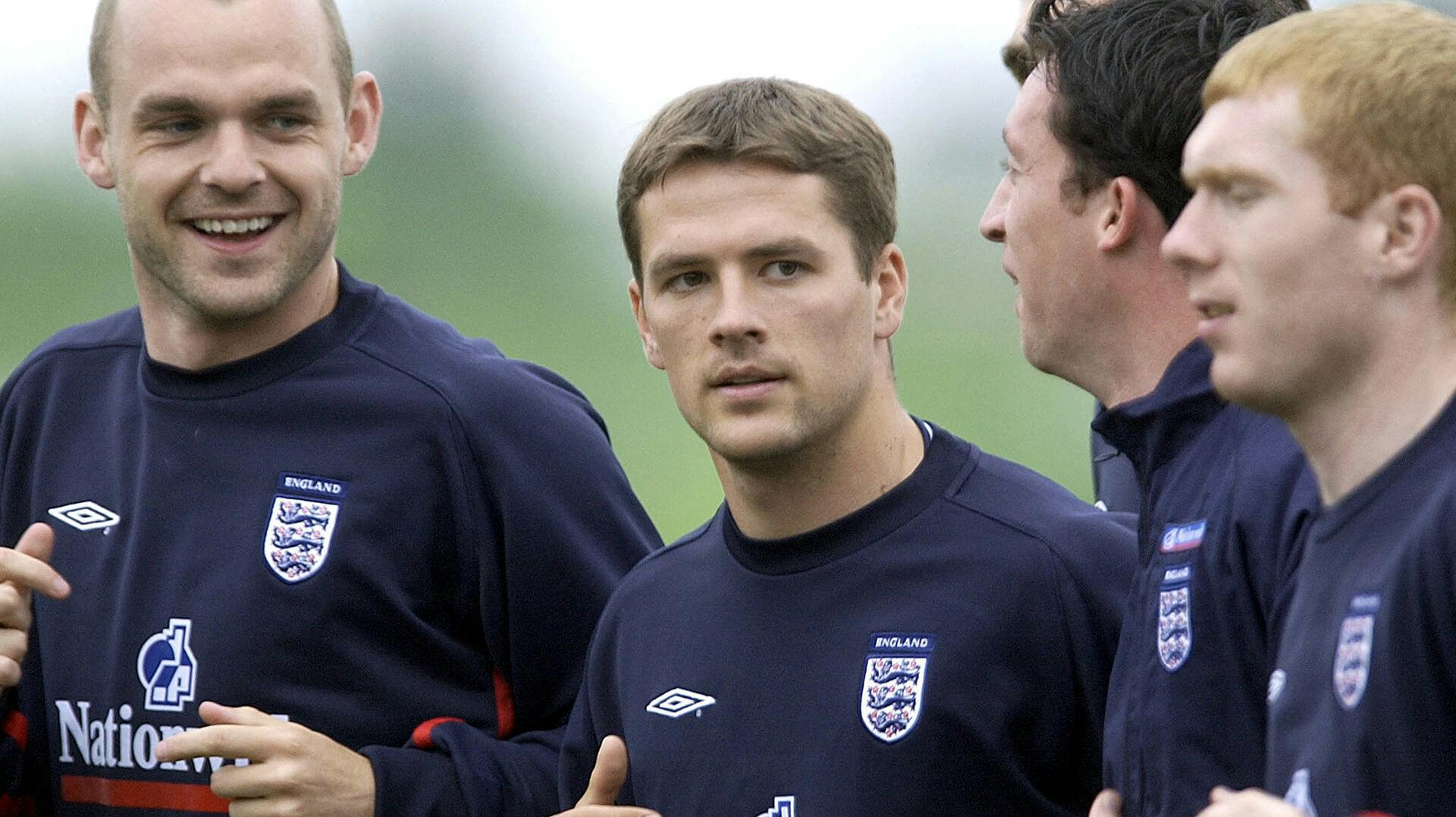 Danny Murphy (tv) fik ni landskampe for det engelske landshold. Her i selskab med Michael Owen, Robbie Fowler og Paul Scholes i 2002.