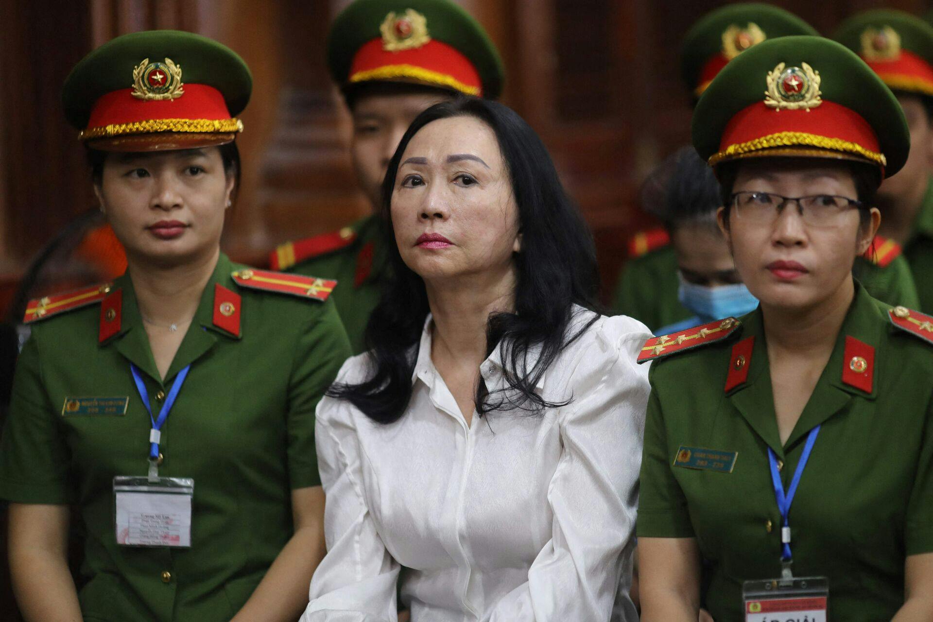 En domstol i Vietnam har dømt ejendomsmagnaten Truong My Lan til døden for hendes rolle i en landets største finansskandale nogensinde.