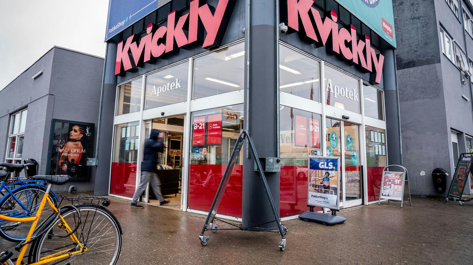 Butikskæderne SuperBrugsen og Kvickly kommer ikke til at ændre navn. 