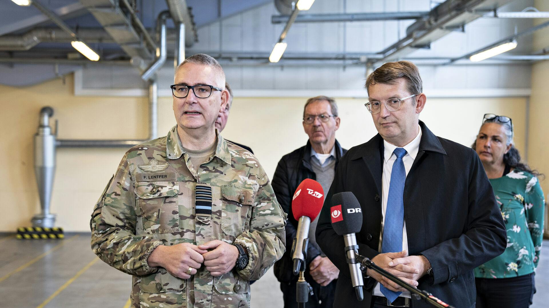 Flemming Lentfer mener, at hjemsendelsen af ham ikke er saglig, lyder det i brev med trussel om søgsmål.