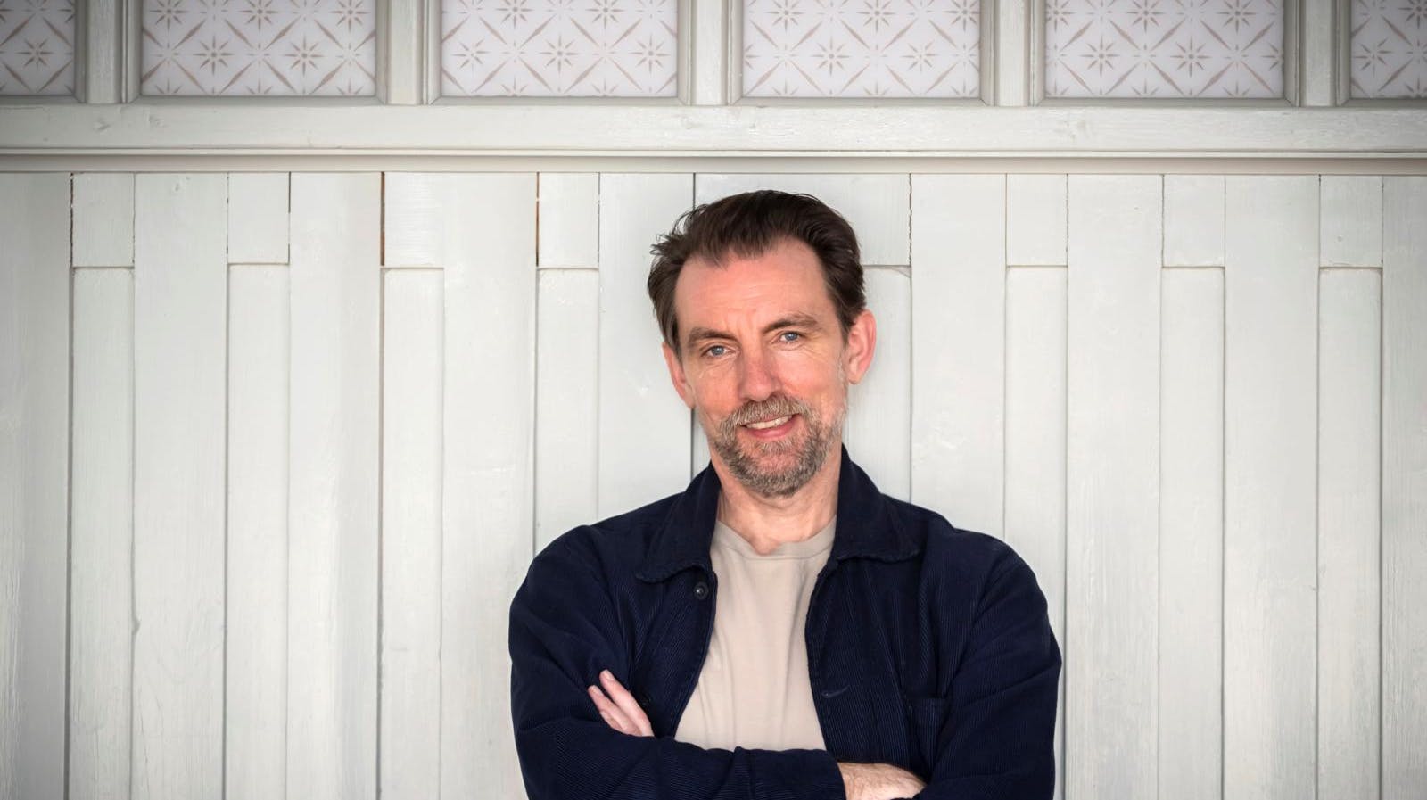 Ved siden af skuespillet har Mads Wille, 52, enorm interesse for tankelæsning og hypnose.