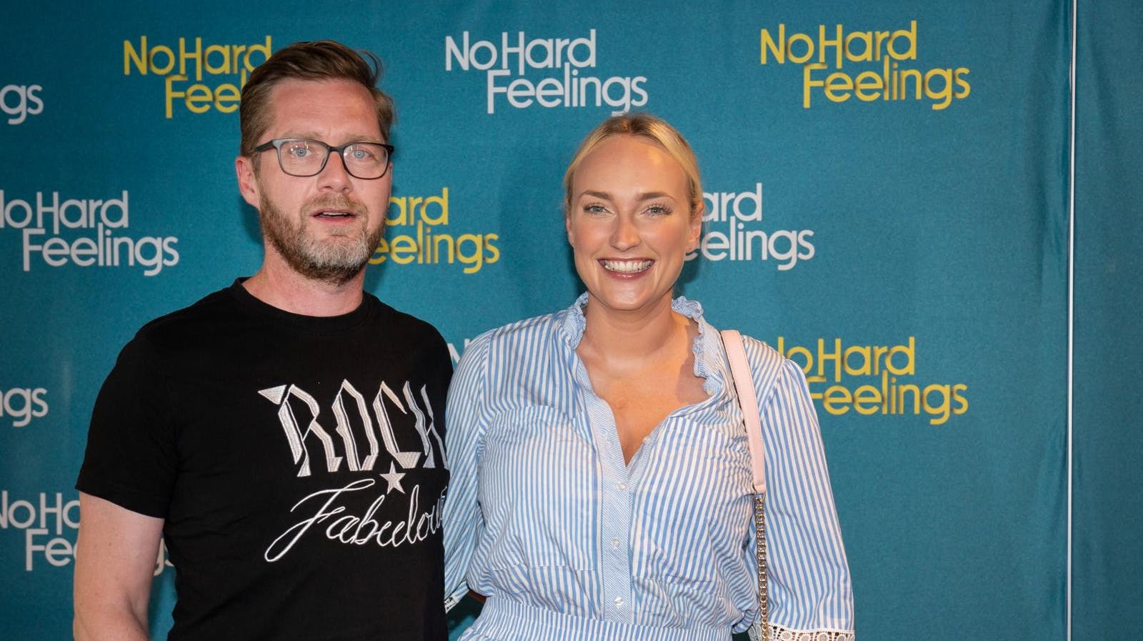 Der er ikke meget at smile over for Lasse Rimmer, når det gælder privatøkonomien. Men i kærligheden har han og Line Hoffmeyer meget at glæde sig over.