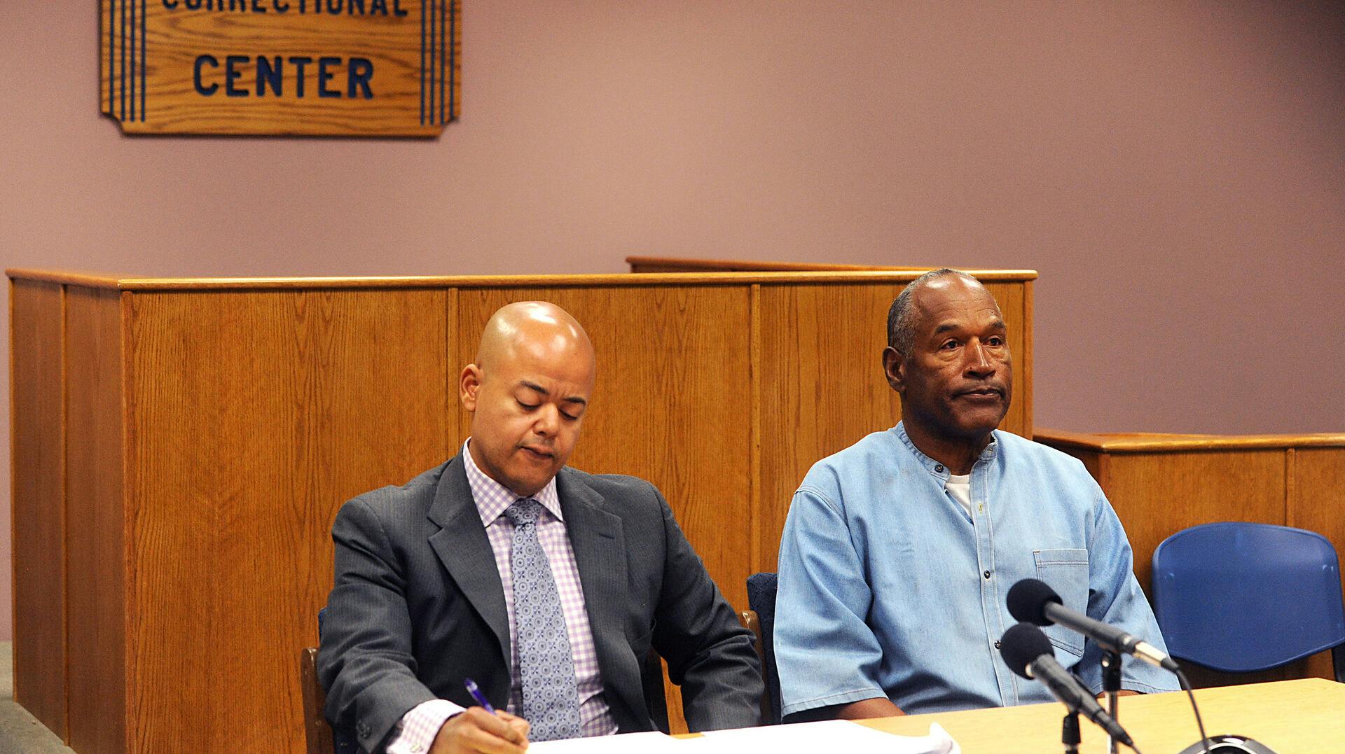 O.J. Simpson sammen med advokaten Malcolm LaVergne.