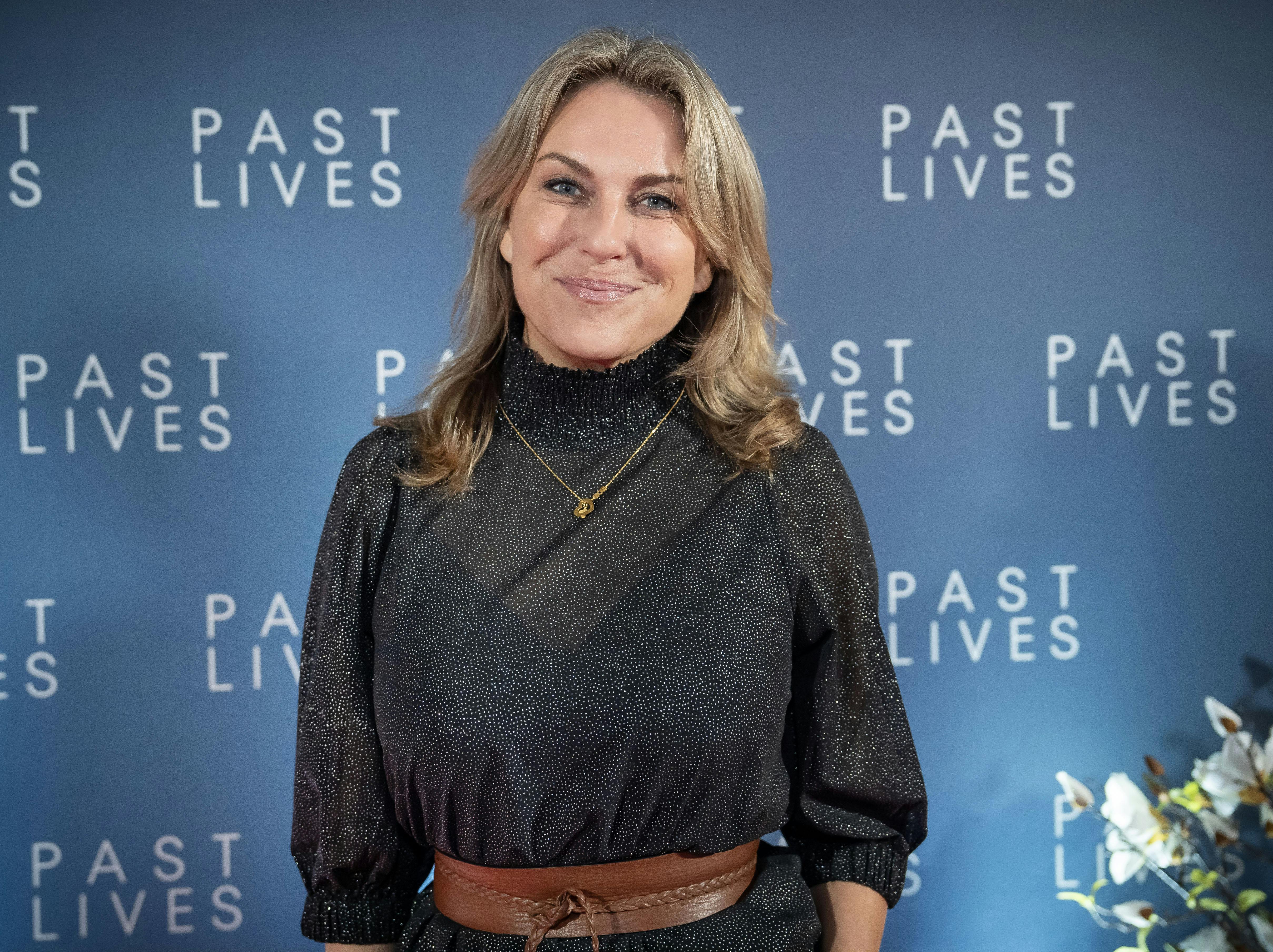 OPGAVE: Premiere Past LivesSTED: Hamborg plads, NordhavnJOURNALIST: Sara NørgaardFOTOGRAF: Hanne JuulDATO: 202403013