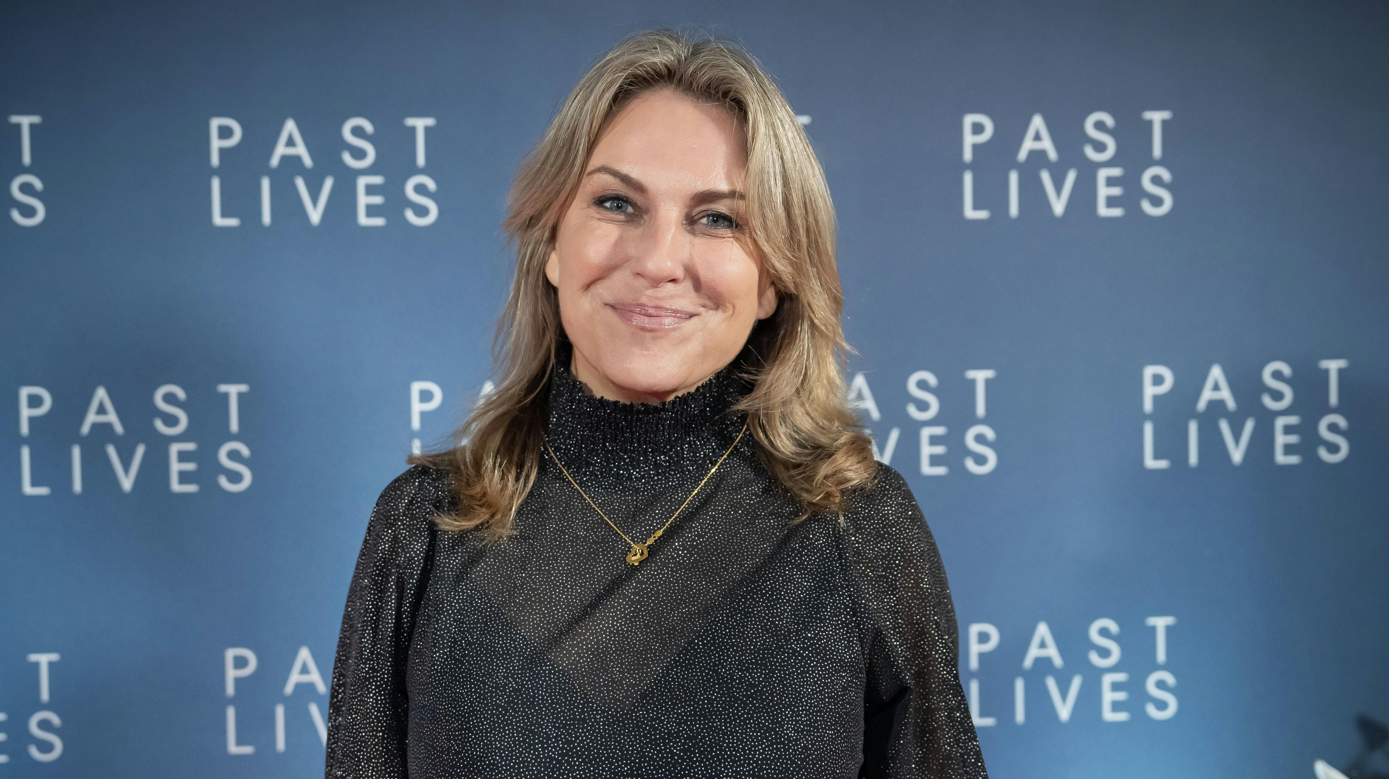 OPGAVE: Premiere Past LivesSTED: Hamborg plads, NordhavnJOURNALIST: Sara NørgaardFOTOGRAF: Hanne JuulDATO: 202403013