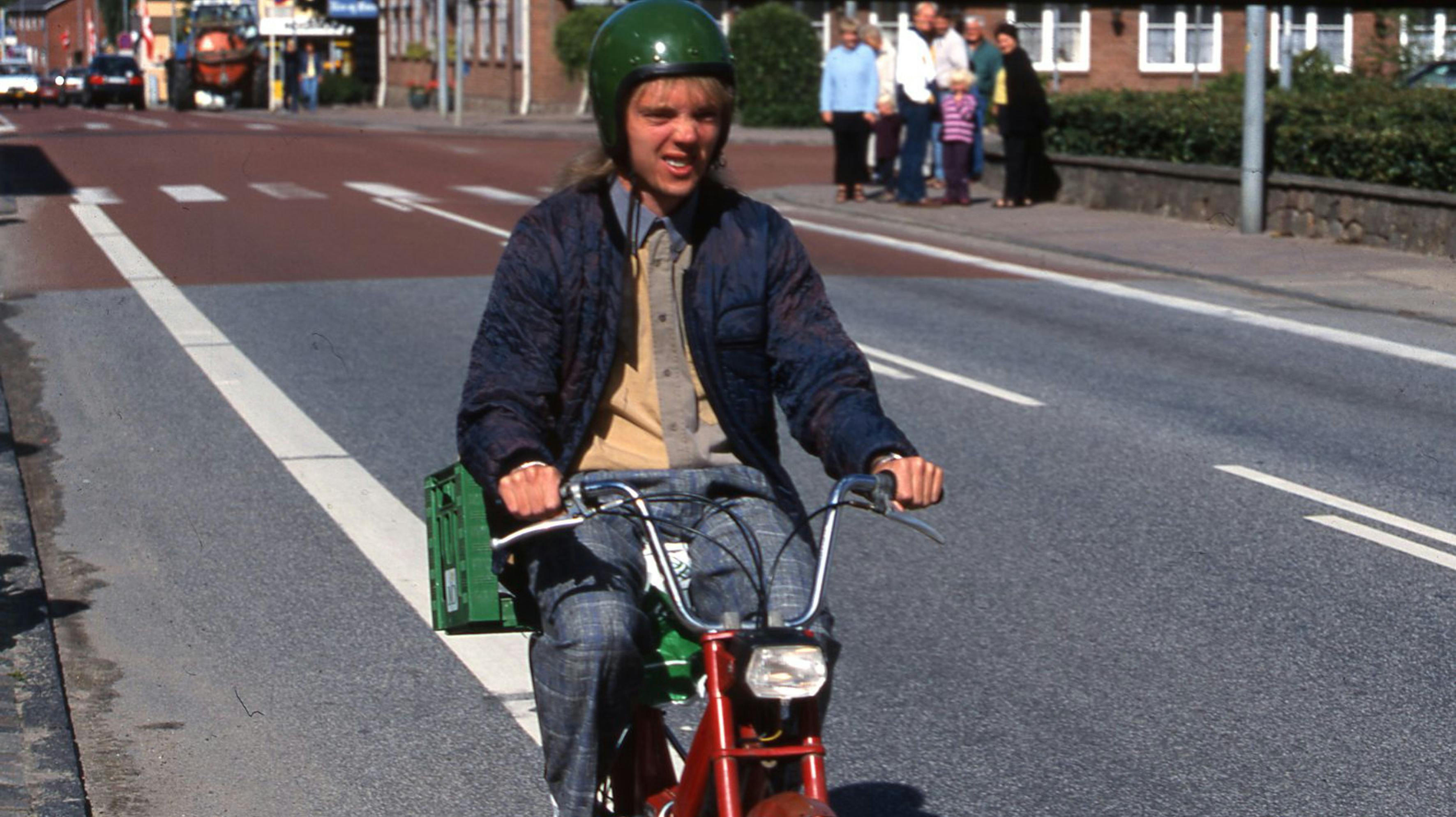 SkuespillerJens Andersen, kendt som Polle fra Snave, til høstmaked i Hårby på vestfyn - Dato: udateret arkivbillede fra 2001 - Foto: Hasse Frimodt