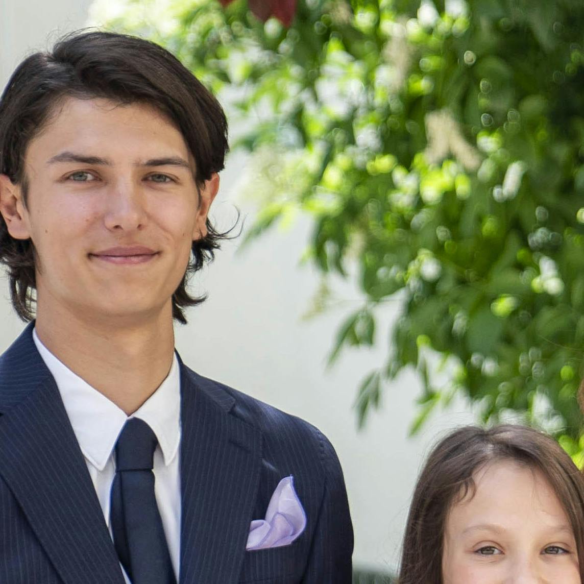 Grev Nikolai afslører, at det ikke tager mange sekunder at sætte håret om morgenen.