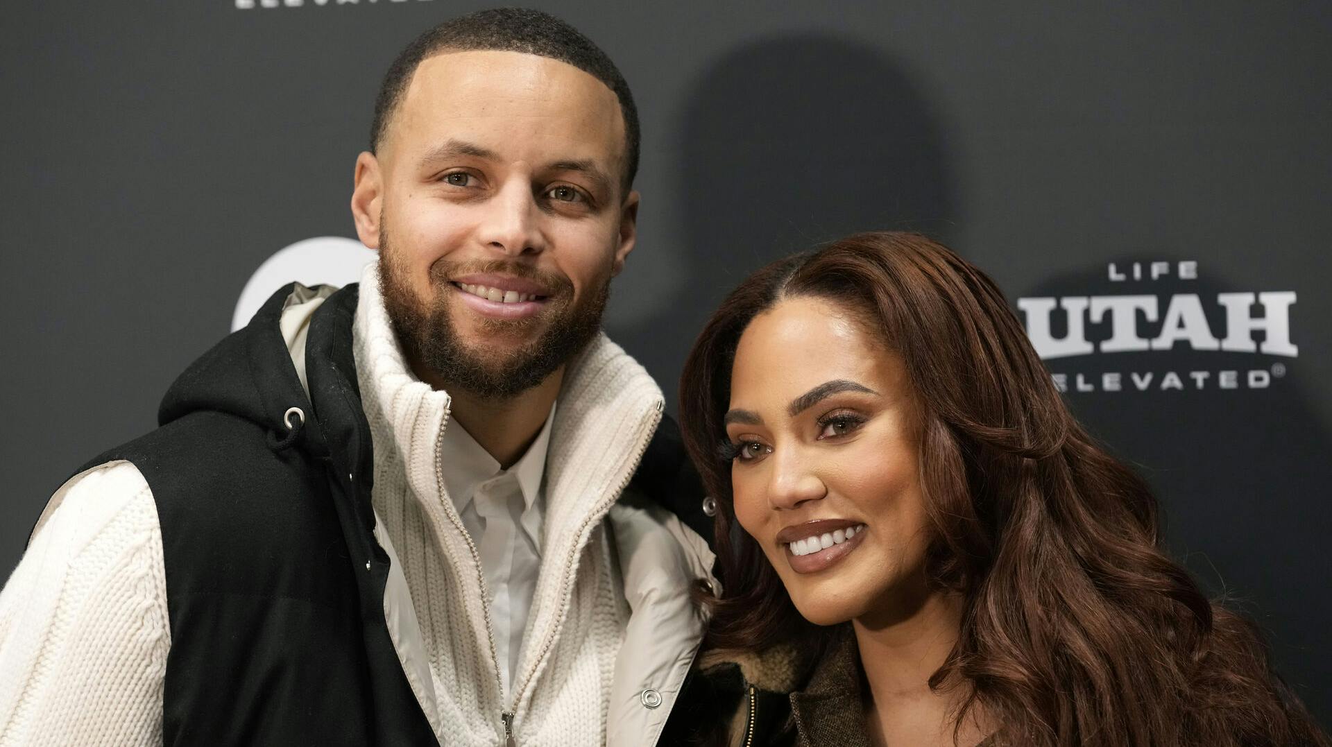 Steph Curry og hustruen Ayesha. 