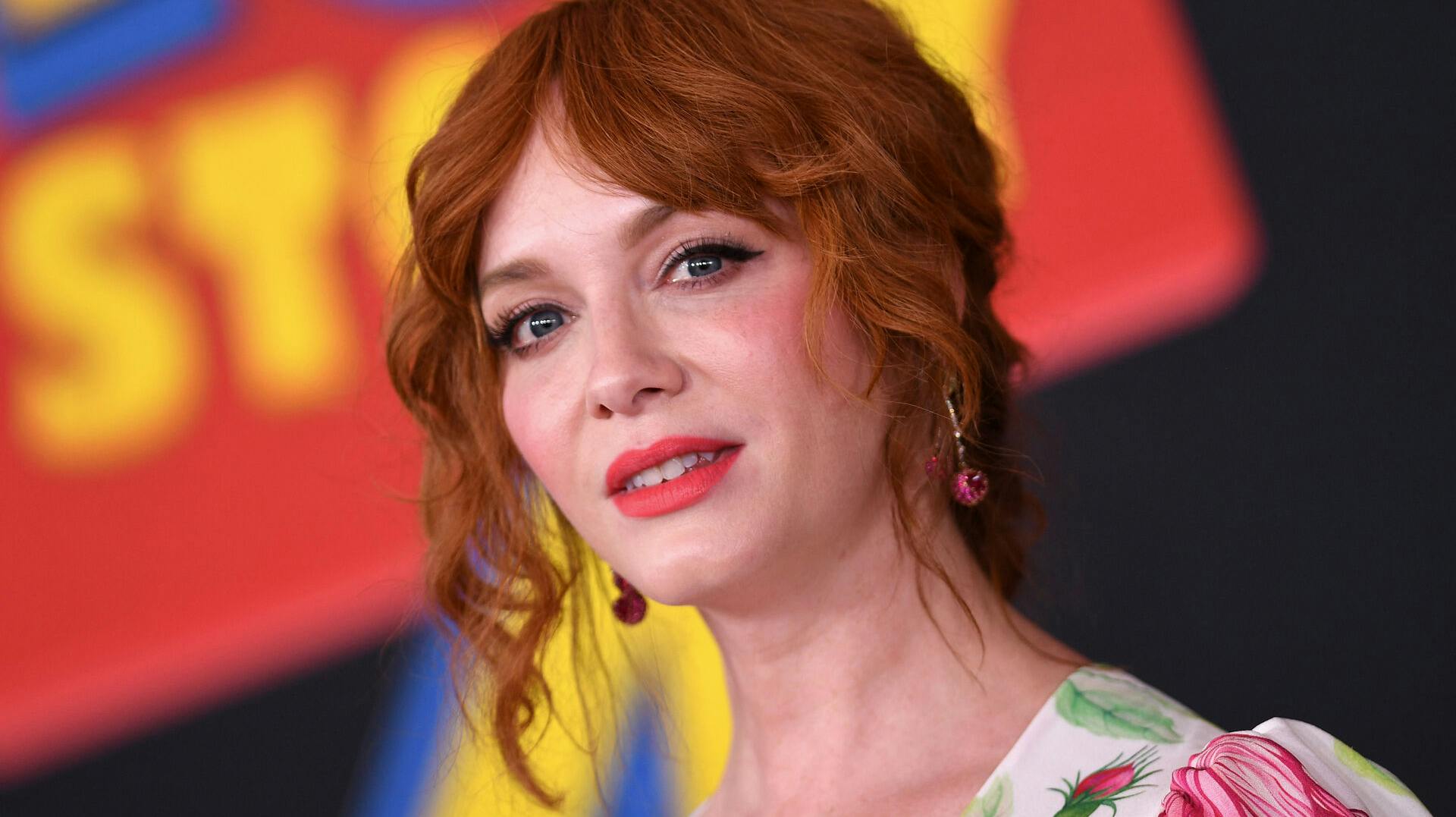 Den amerikanske skuespillerinde Christina Hendricks er blevet gift.