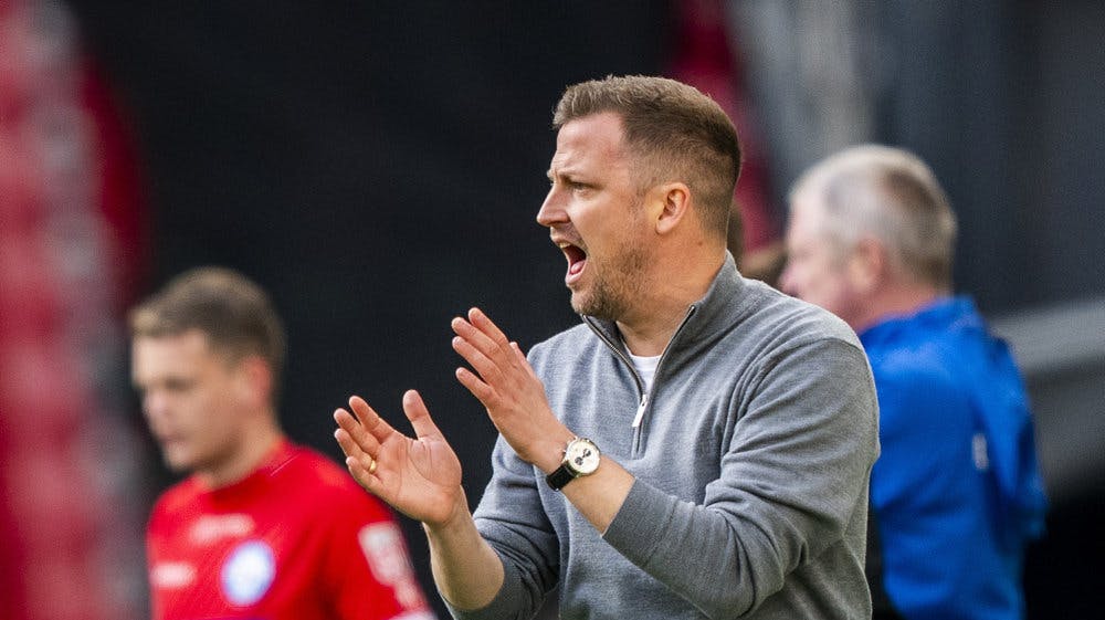 FCK-træner Jacob Neestrup var lettet over, at spillerne løste søndagens opgave mod Silkeborg efter tre kampe uden sejr i Superligaen. 