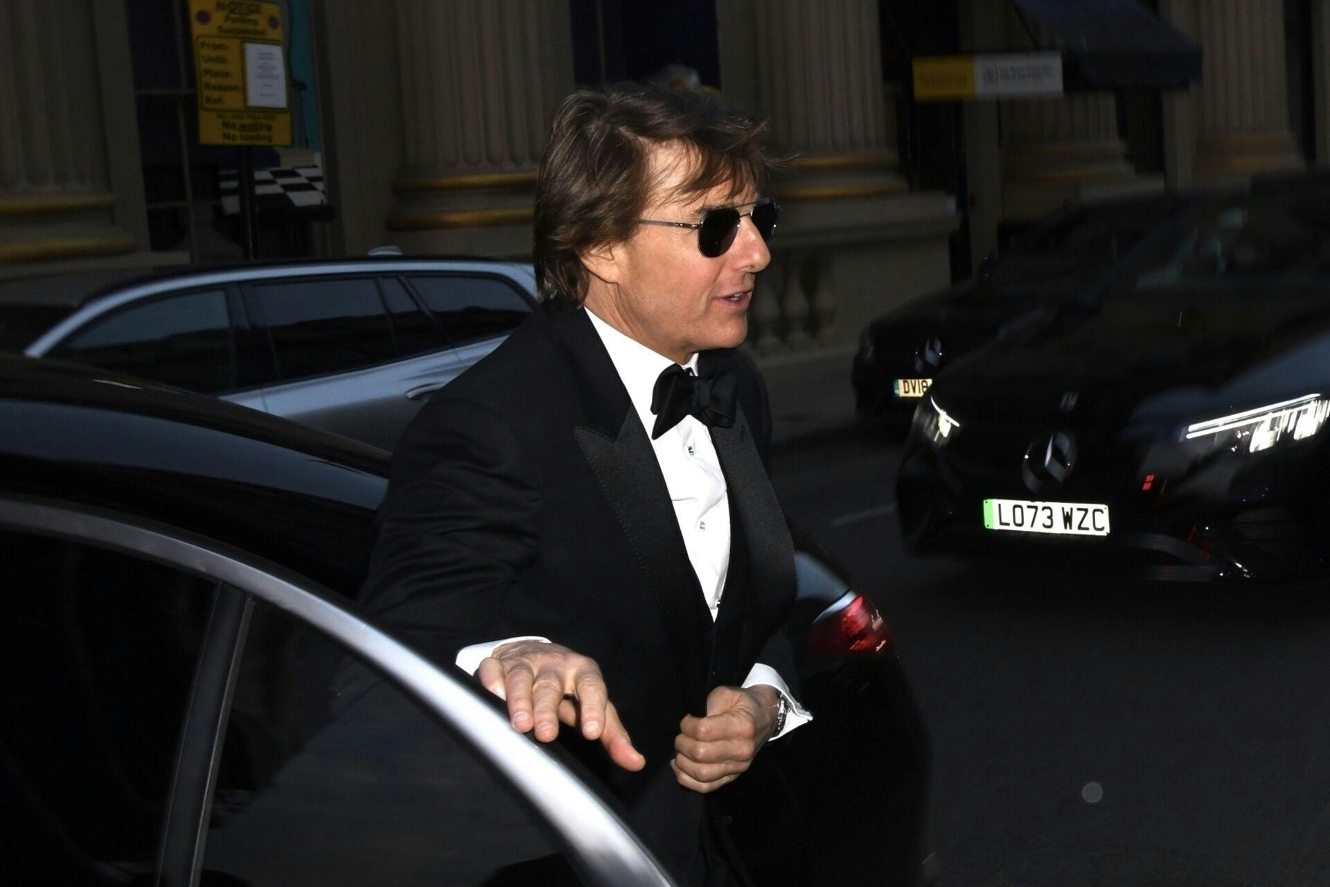 Tom Cruise var blot en af de megakendte, som mødte op til den våde fest for nu 50-årige Victoria Beckham.