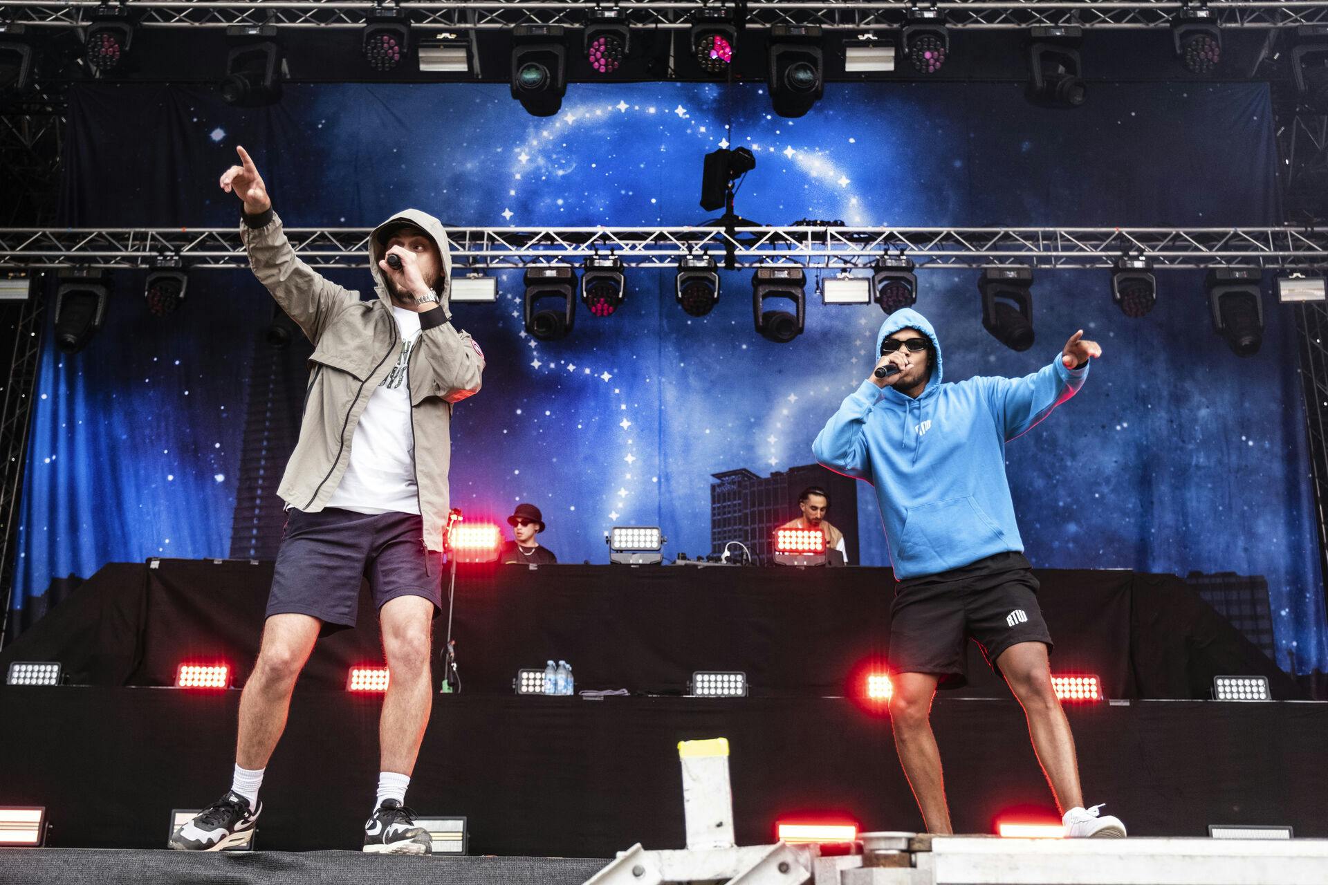 Artigeardit & Lamin rapper sammen på Blå Scene på Tinderbox torsdag den 22. juni 2023. (Foto: Helle Arensbak/Ritzau Scanpix)