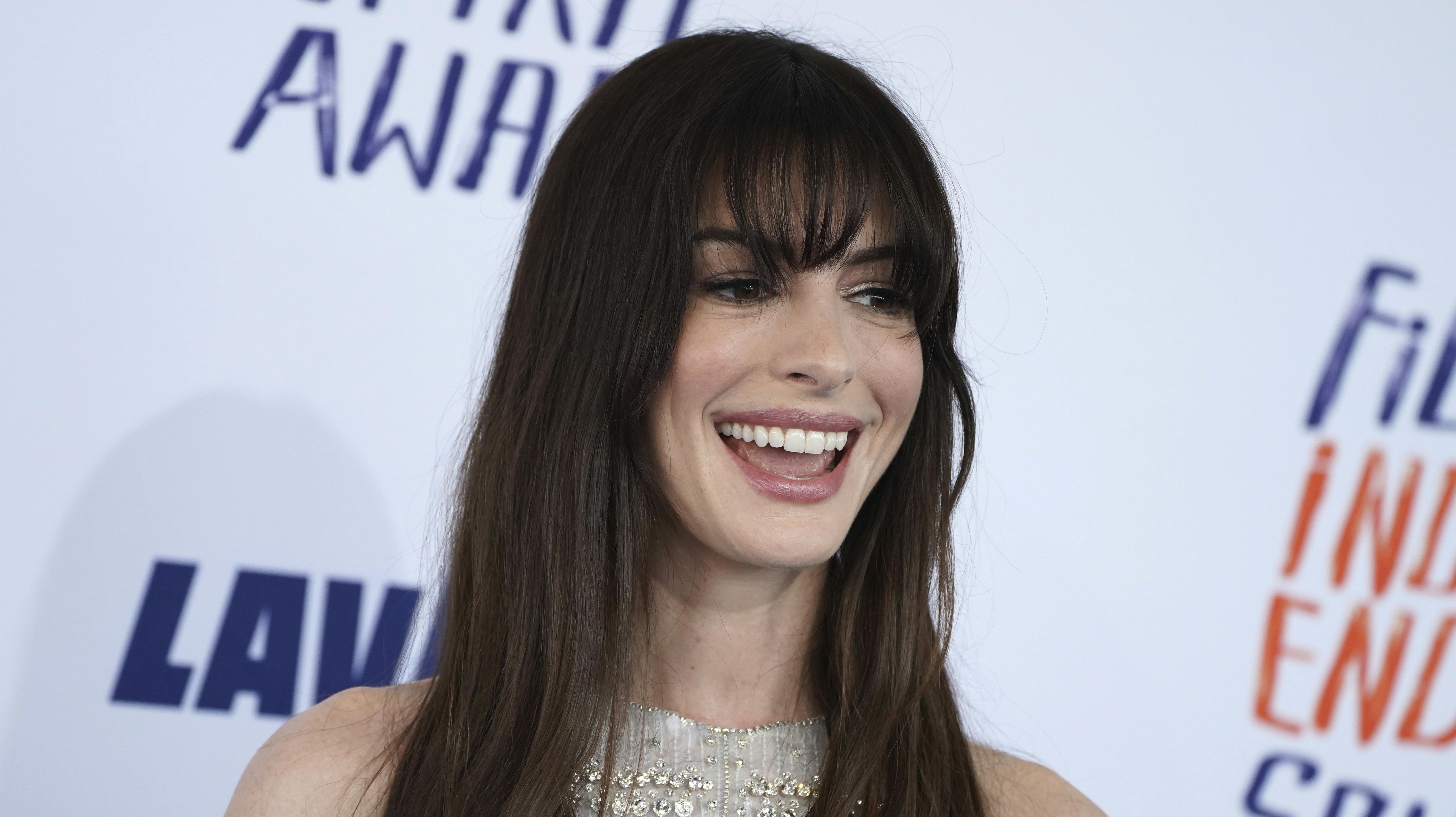 Anne Hathaway, 41, var ikke just begejstret ved tanken om at skulle marathonsnave med ti fyre. 