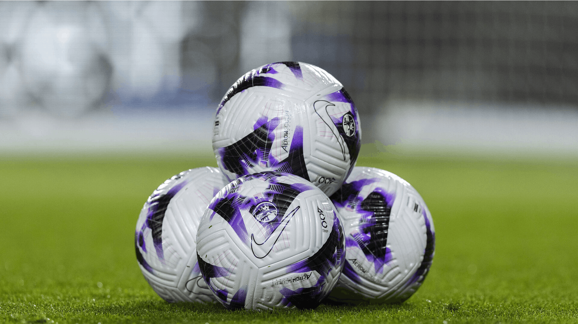 De to spillere er blevet løsladt mod kaution i afventning af yderligere undersøgelser.