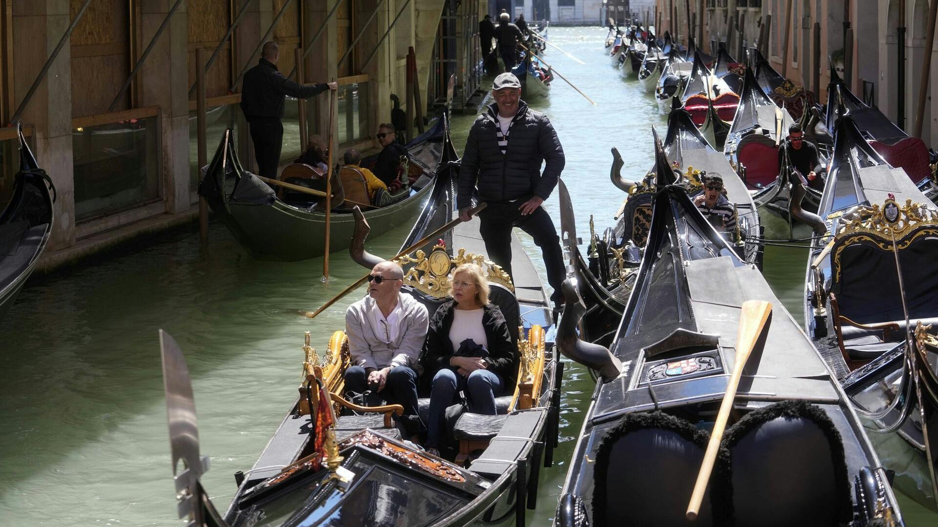 Hvis du er endagsturist i Venedig, skal du op med pengepungen. Det kommer nemlig til at koste 37,5 kroner, hvis man som turist vil have adgang til byens gader for en dag.